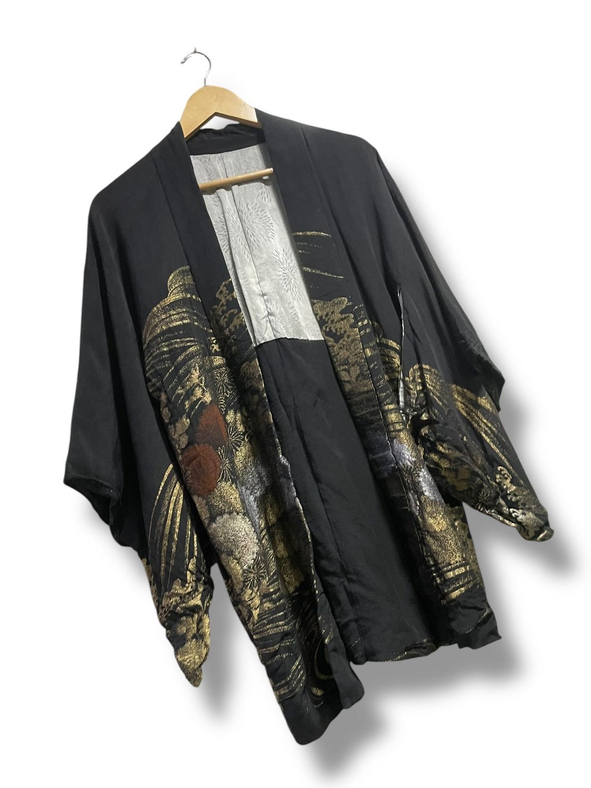 Japanese Brand × Vintage Japanese Brand Embroidered Kimono Outerwear (76) Size US S / EU 44-46 / 1 - 4 Thumbnail
