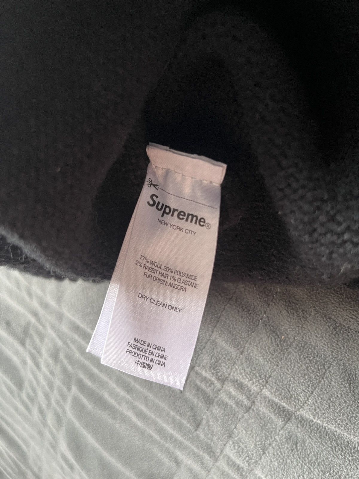 Supreme Black Supreme Angora Script Sweater Size US M / EU 48-50 / 2 - 5 Thumbnail