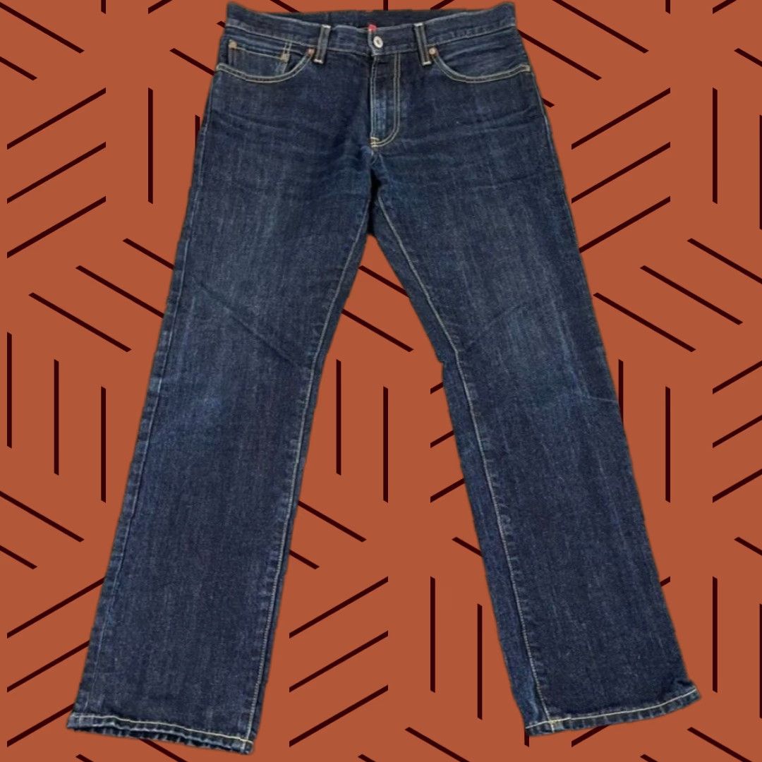 Uniqlo UNIQLO Jeans Mens 33 x 32 Regular Dark Blue Denim Straight 5-Pocket Mens Size US 33 - 1 Thumbnail