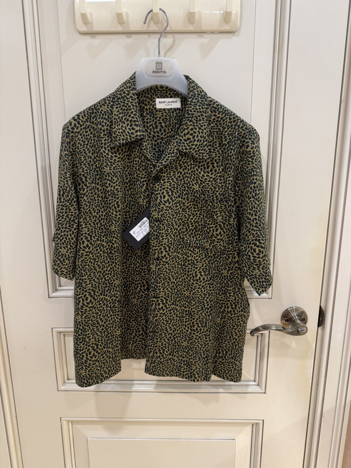 Saint Laurent Paris Leopard-print bowling shirt size L Size US M / EU 48-50 / 2 - 5 Thumbnail