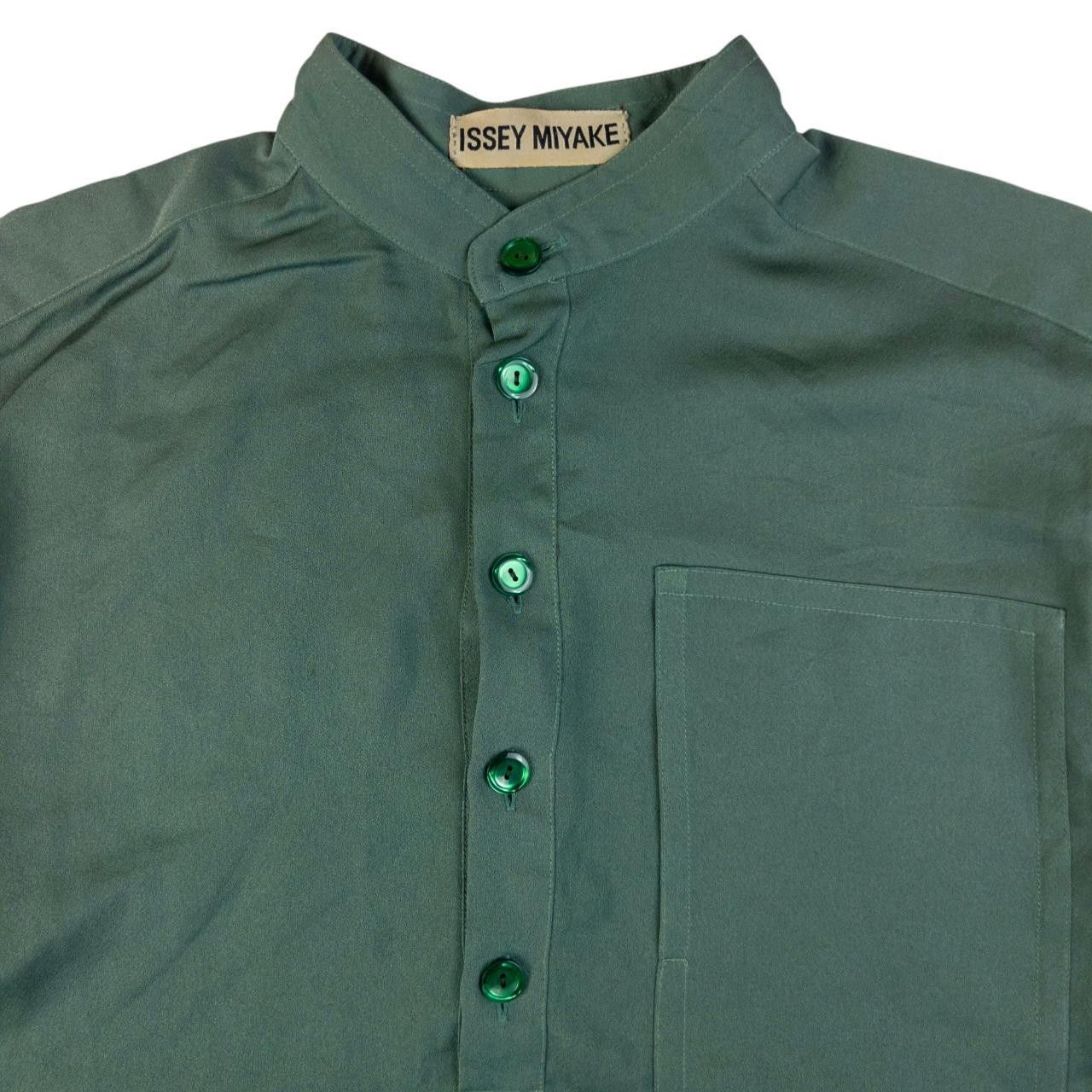 Issey Miyake Vintage Issey Miyake Half-Button Up Shirt Size S Size US S / EU 44-46 / 1 - 3 Thumbnail