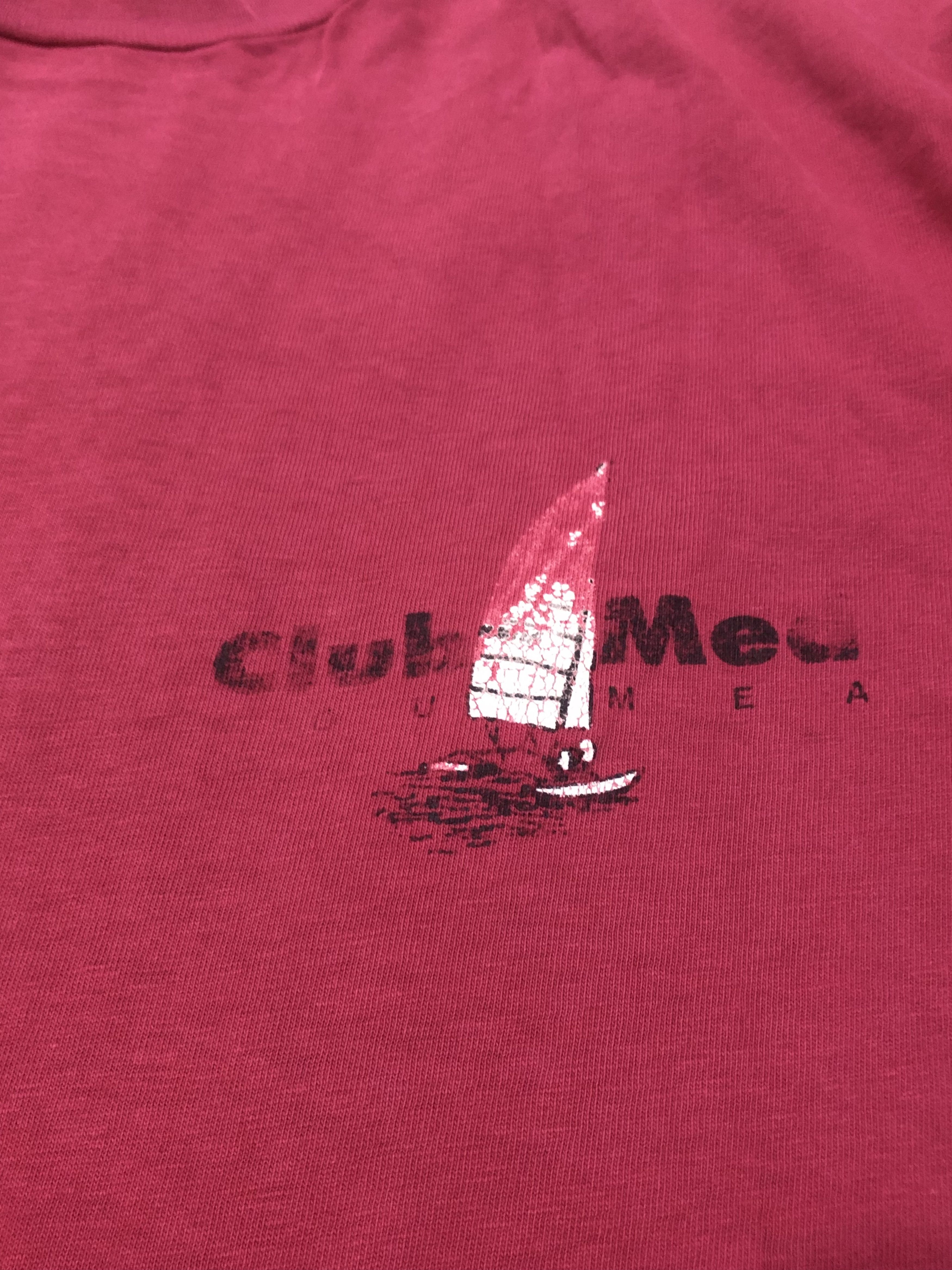 Hanes × Vintage Vintage Worn Club Med Tshirt Size US L / EU 52-54 / 3 - 4 Thumbnail