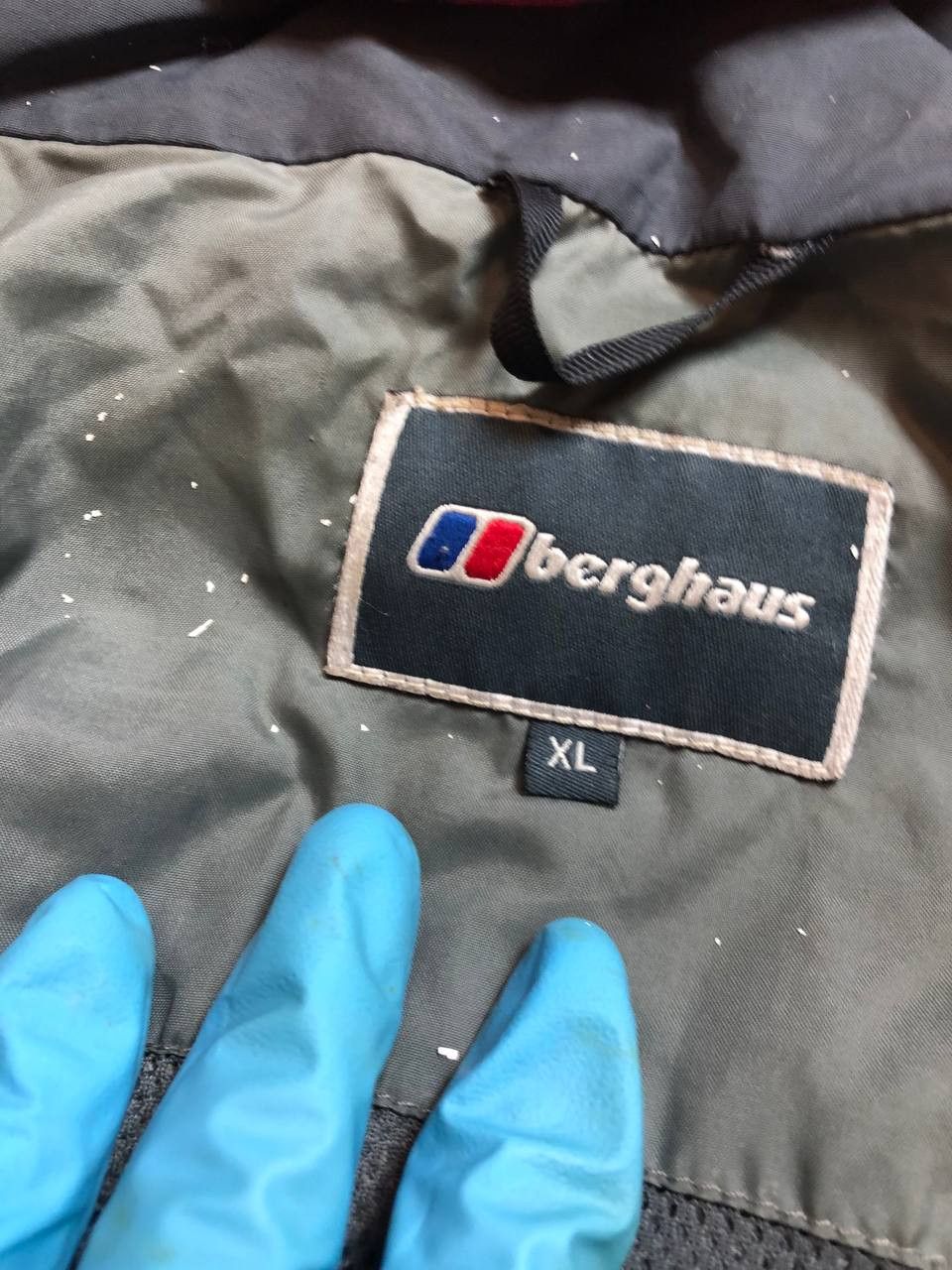 Berghaus Streetwear Berghaus Y2K Size XL Jacket Streetwear Size US XL / EU 56 / 4 - 9 Thumbnail