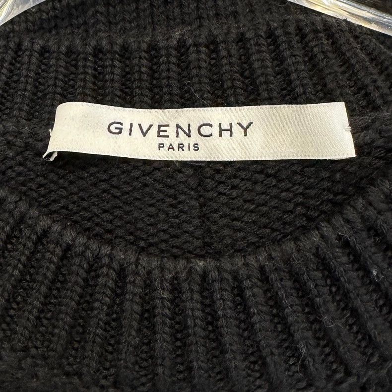 Givenchy Givenchy GI03410 openwork five-star wool mohair Size US S / EU 44-46 / 1 - 3 Thumbnail