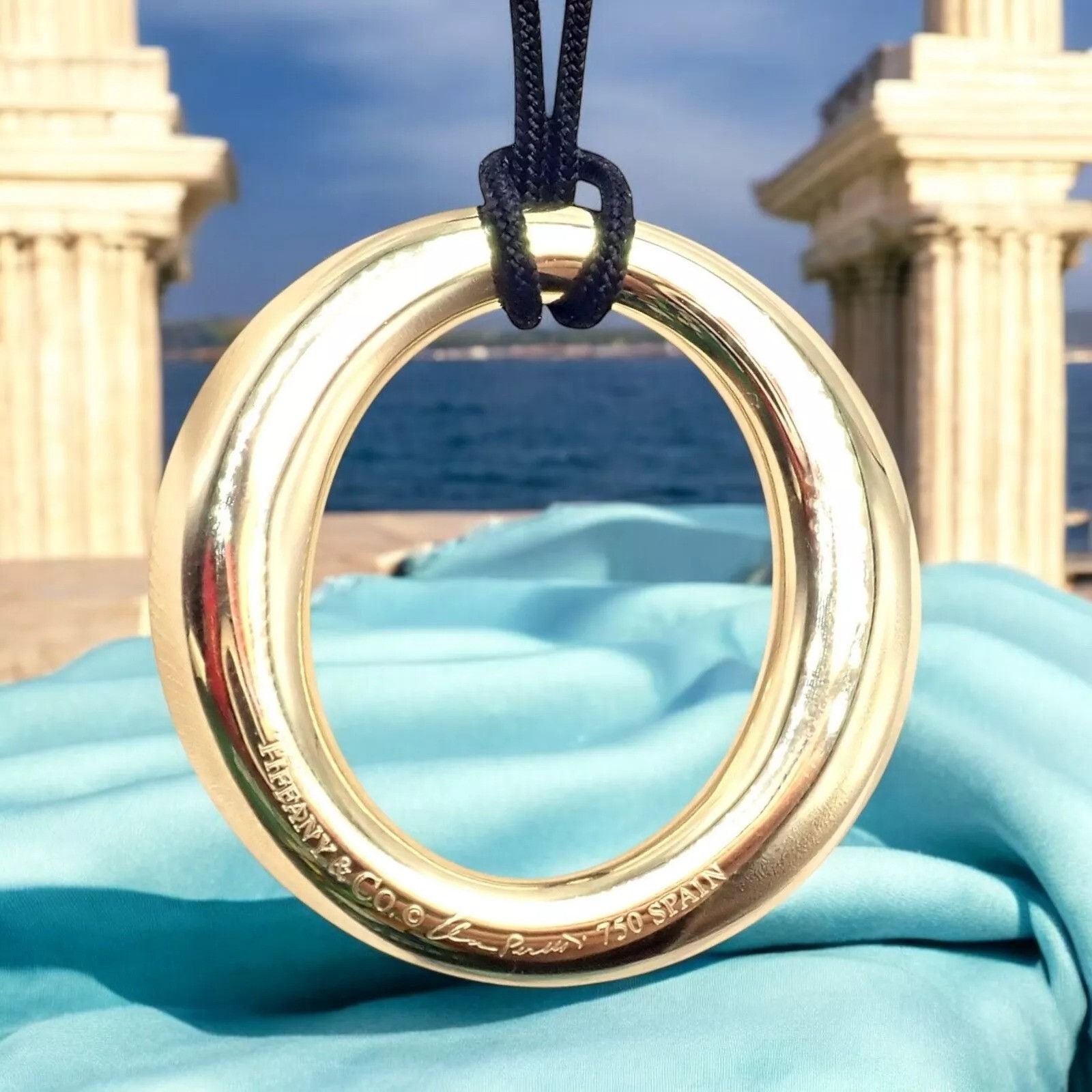 Tiffany & Co. 18k Yellow Gold Peretti 35mm Medium Sevillana Necklace Size ONE SIZE - 2 Thumbnail