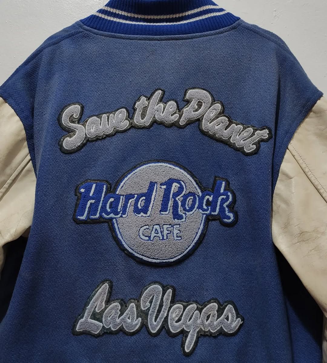 Hard Rock Cafe Vintage hard rock cafe SD 1990s embroidered letterman jacket Size US L / EU 52-54 / 3 - 6 Thumbnail