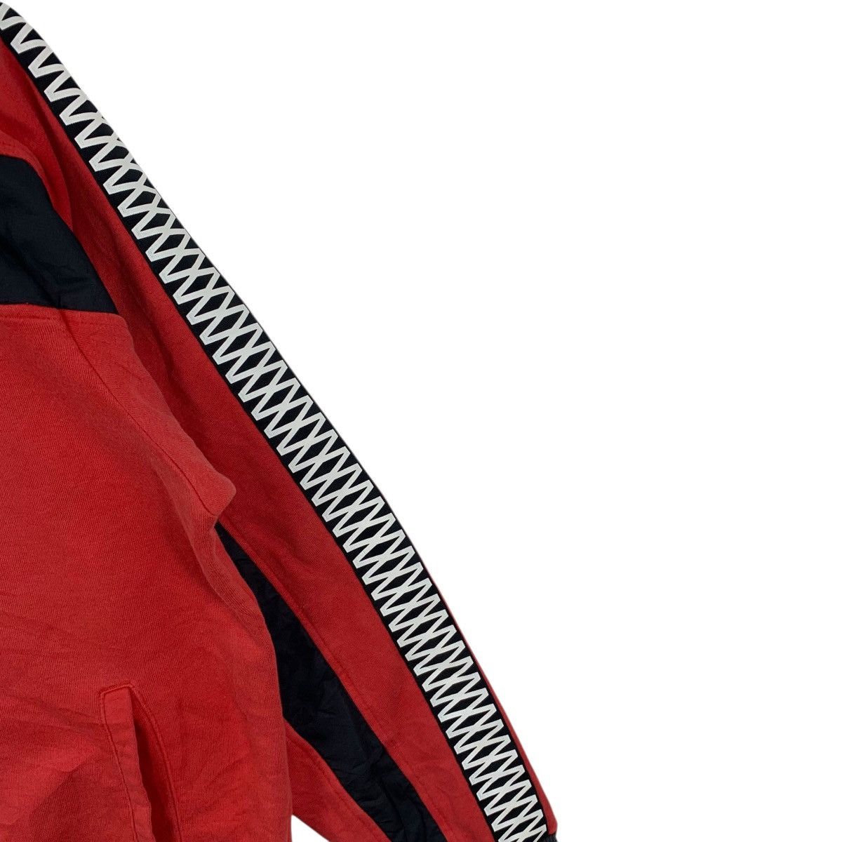 Umbro Vintage UMBRO x DESCENTE JASPO Training Warm Jacket Size US XXL / EU 58 / 5 - 10 Thumbnail