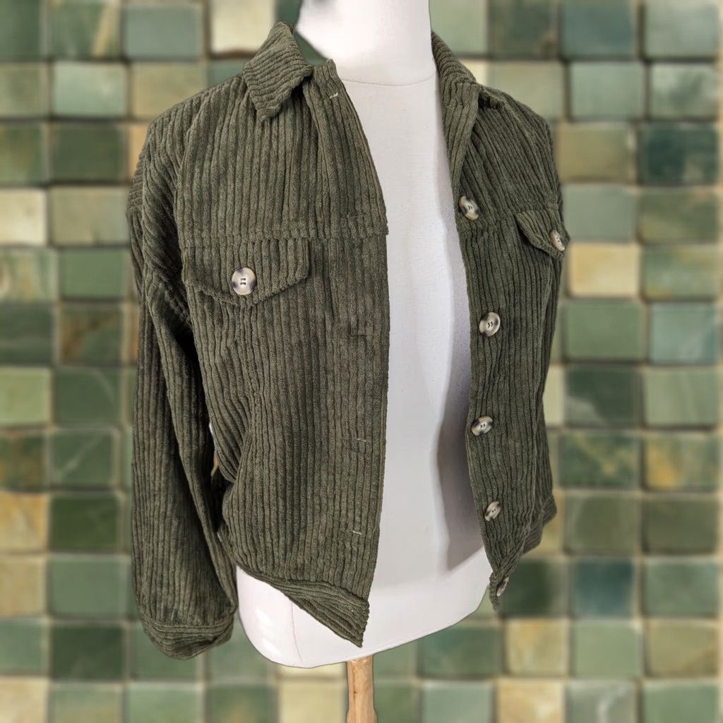 Vintage VINTAGE Y2K Lagenlook Green Corduroy Shirt Jacket/Coat Women's Large Shacket Bomber Jacket Bohemian Hippie Boho Hippie Size L / US 10 / IT 46 - 1 Thumbnail
