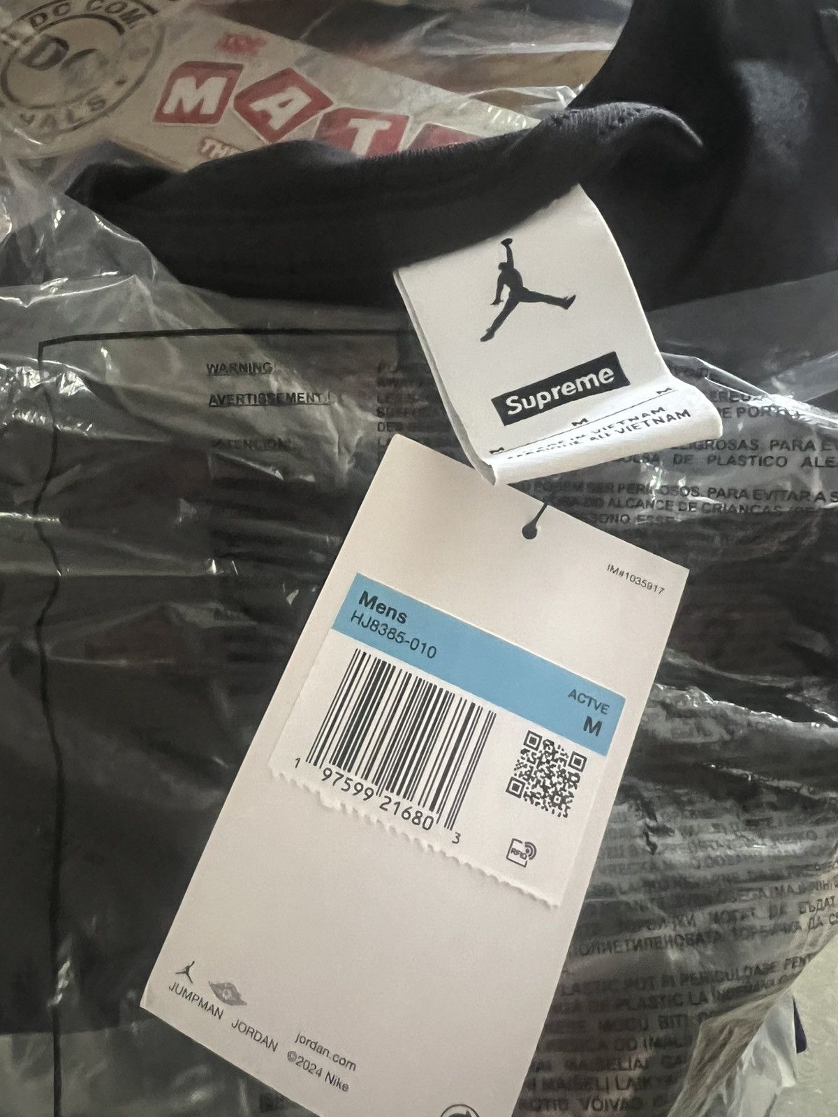 Nike × Supreme Supreme x Jordan Notorious BIG Biggie tee black medium Size US M / EU 48-50 / 2 - 4 Thumbnail
