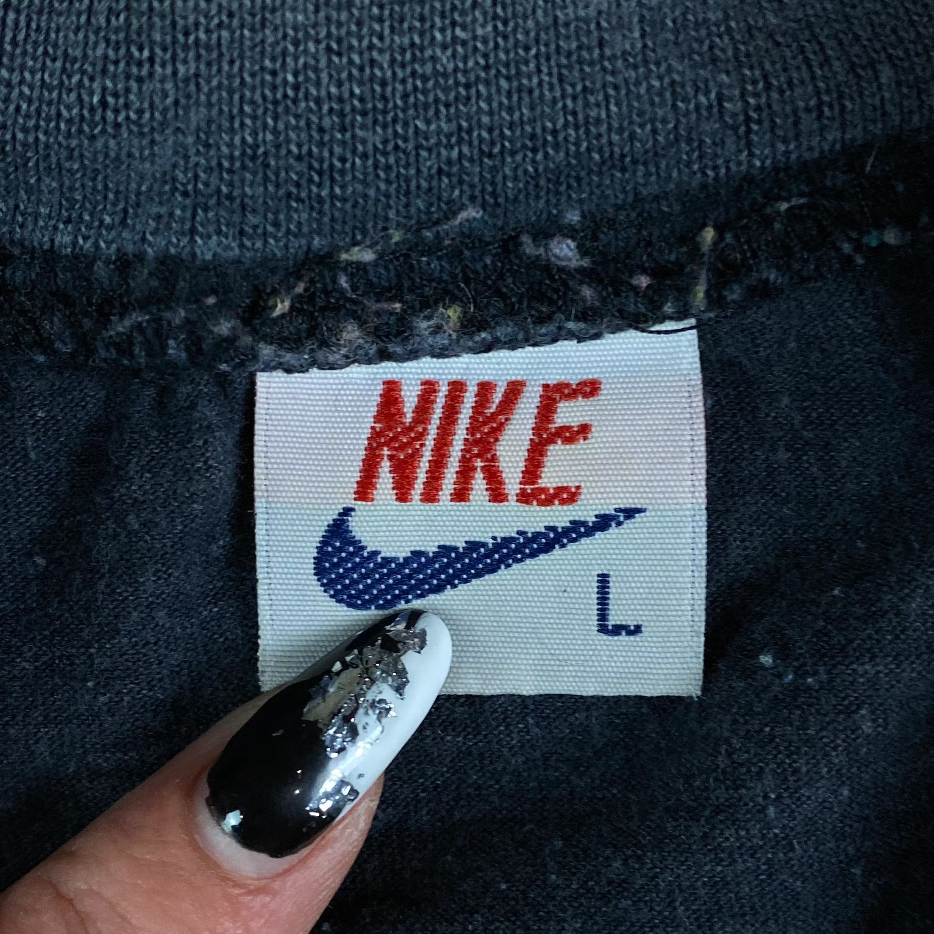 Nike × Vintage Mens Nike Vintage T-Shirt Size L Size US L / EU 52-54 / 3 - 5 Thumbnail