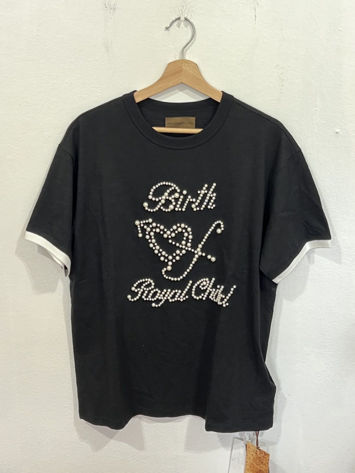 Birth of Royal Child Birth Of Royal Child Pearl Tee Size US L / EU 52-54 / 3 - 1 Thumbnail