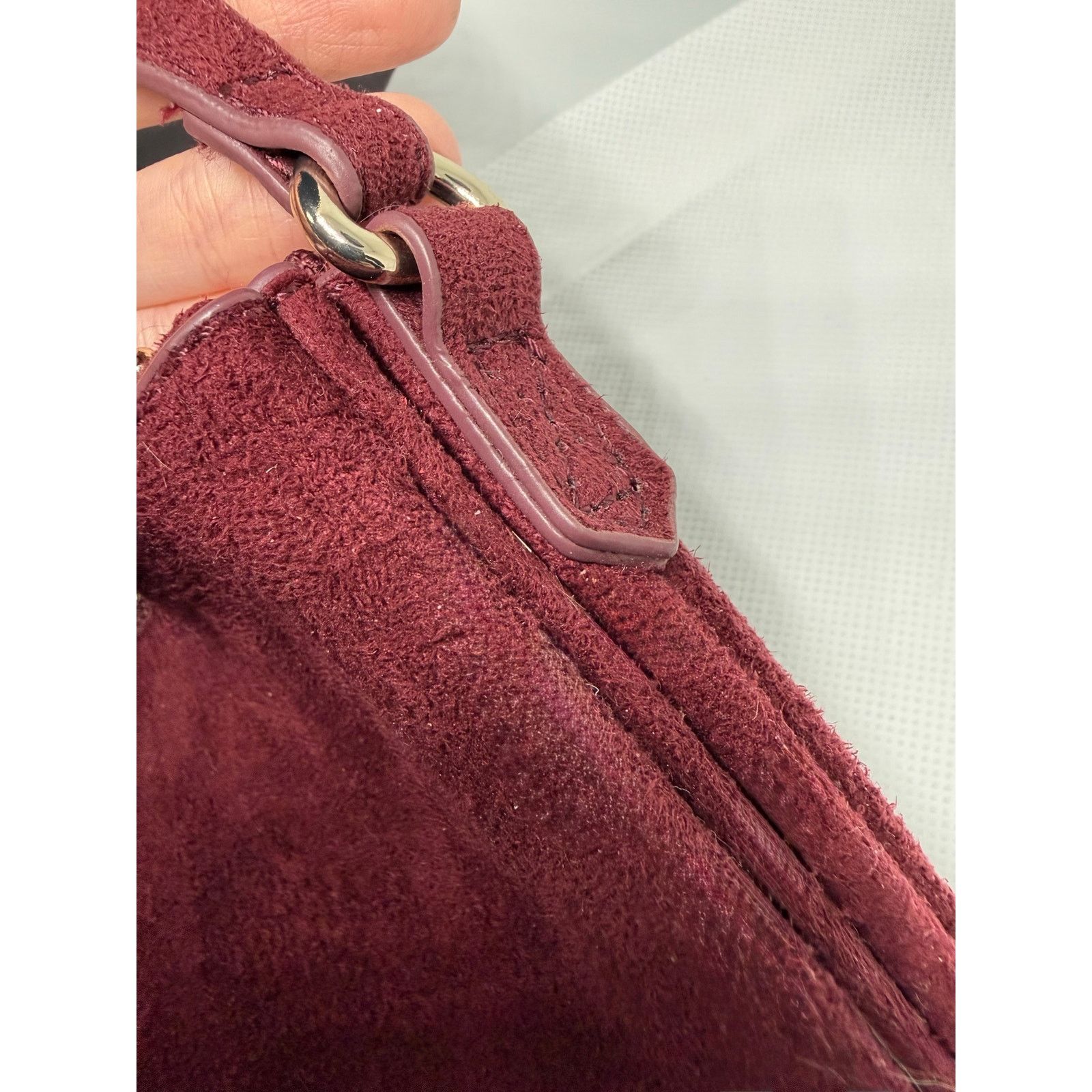 Old Navy Old Navy Burgundy Crossbody Bag Suede Key Charm 3 Pocket Size ONE SIZE - 11 Thumbnail