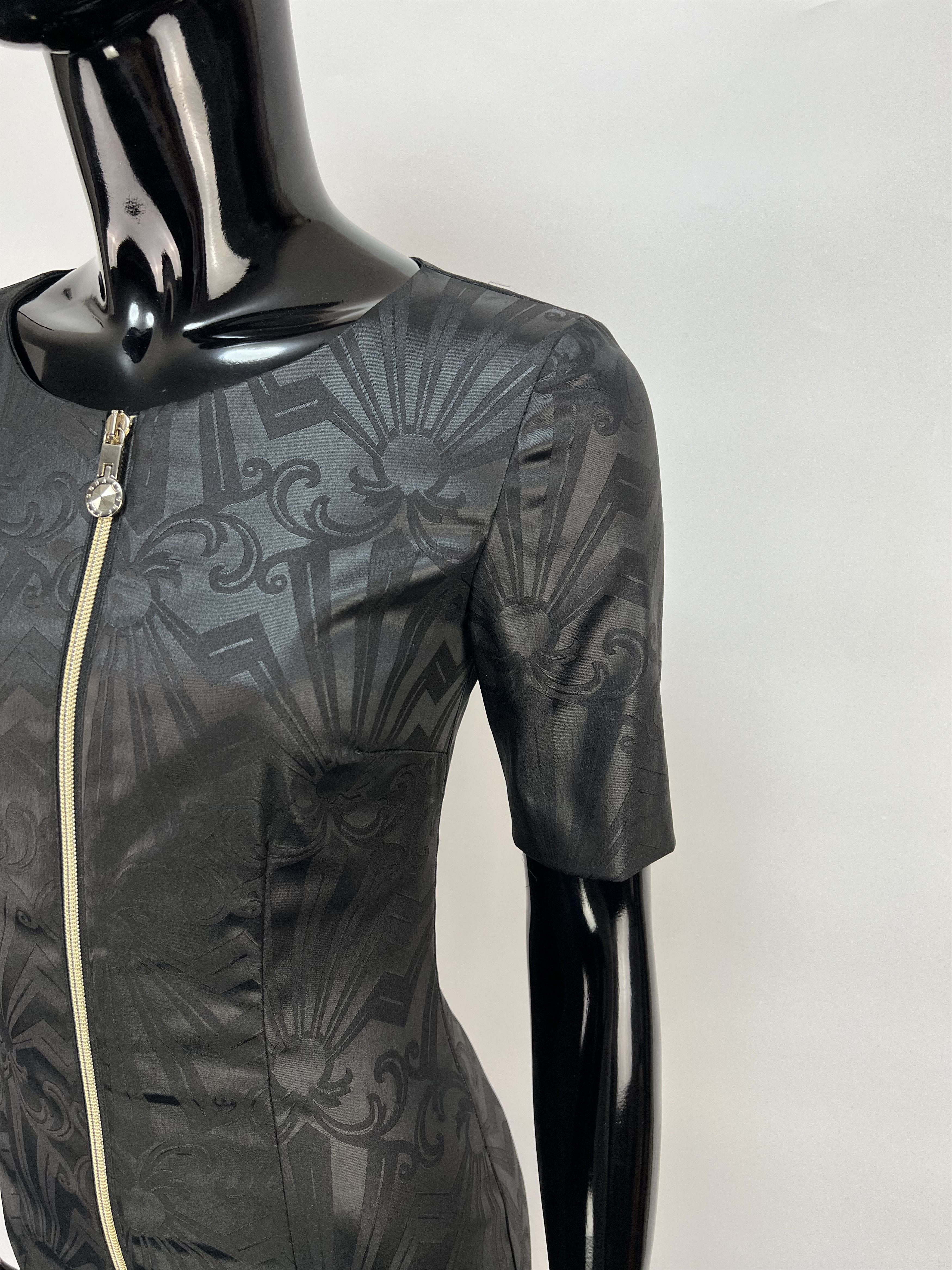 Versace Jeans Couture Versace Jeans Full Zip Short Dress Size XS Size XS / US 0-2 / IT 36-38 - 5 Thumbnail