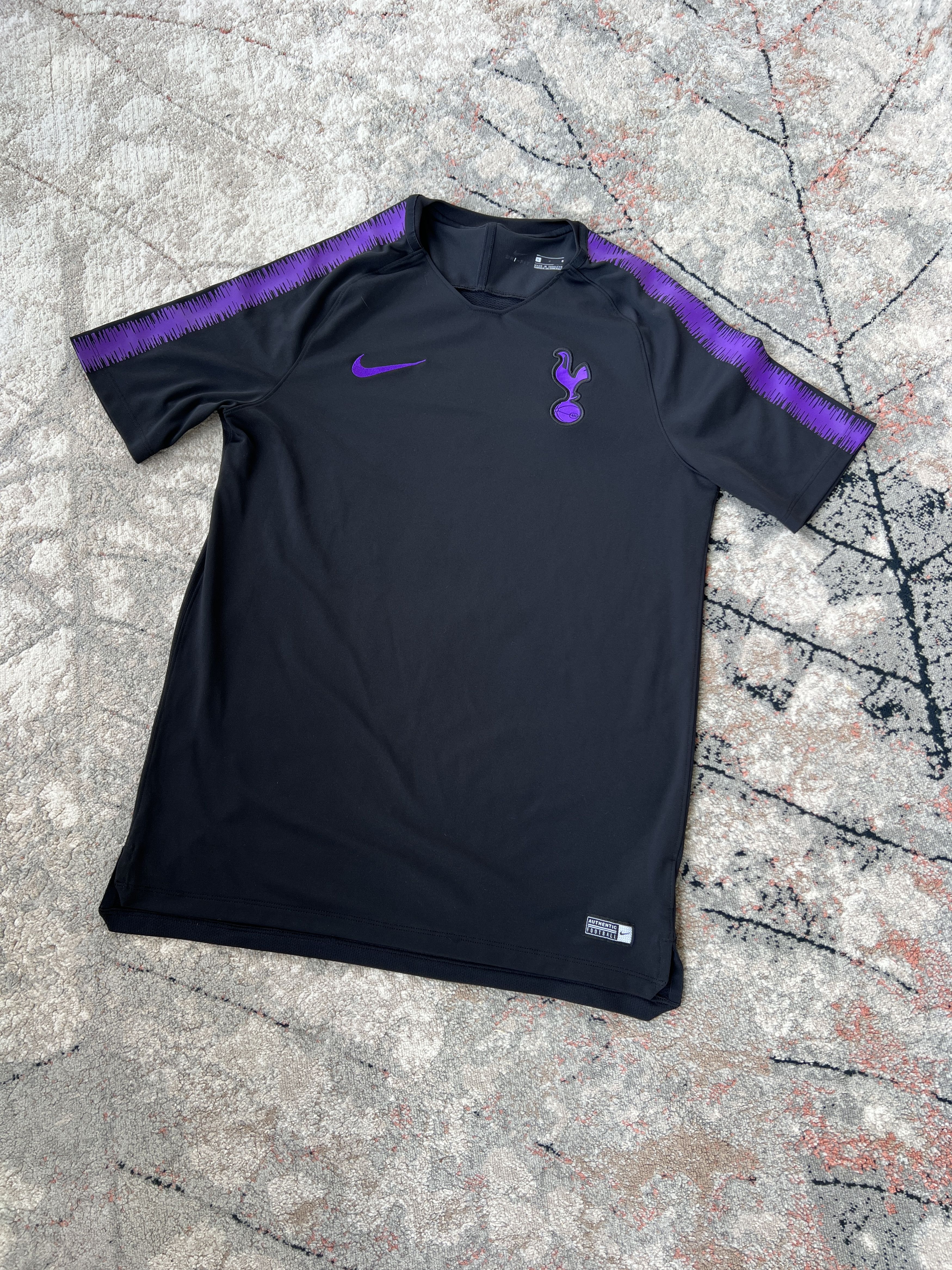 Nike Nike Tottenham Hotspur Jersey Size US L / EU 52-54 / 3 - 1 Thumbnail