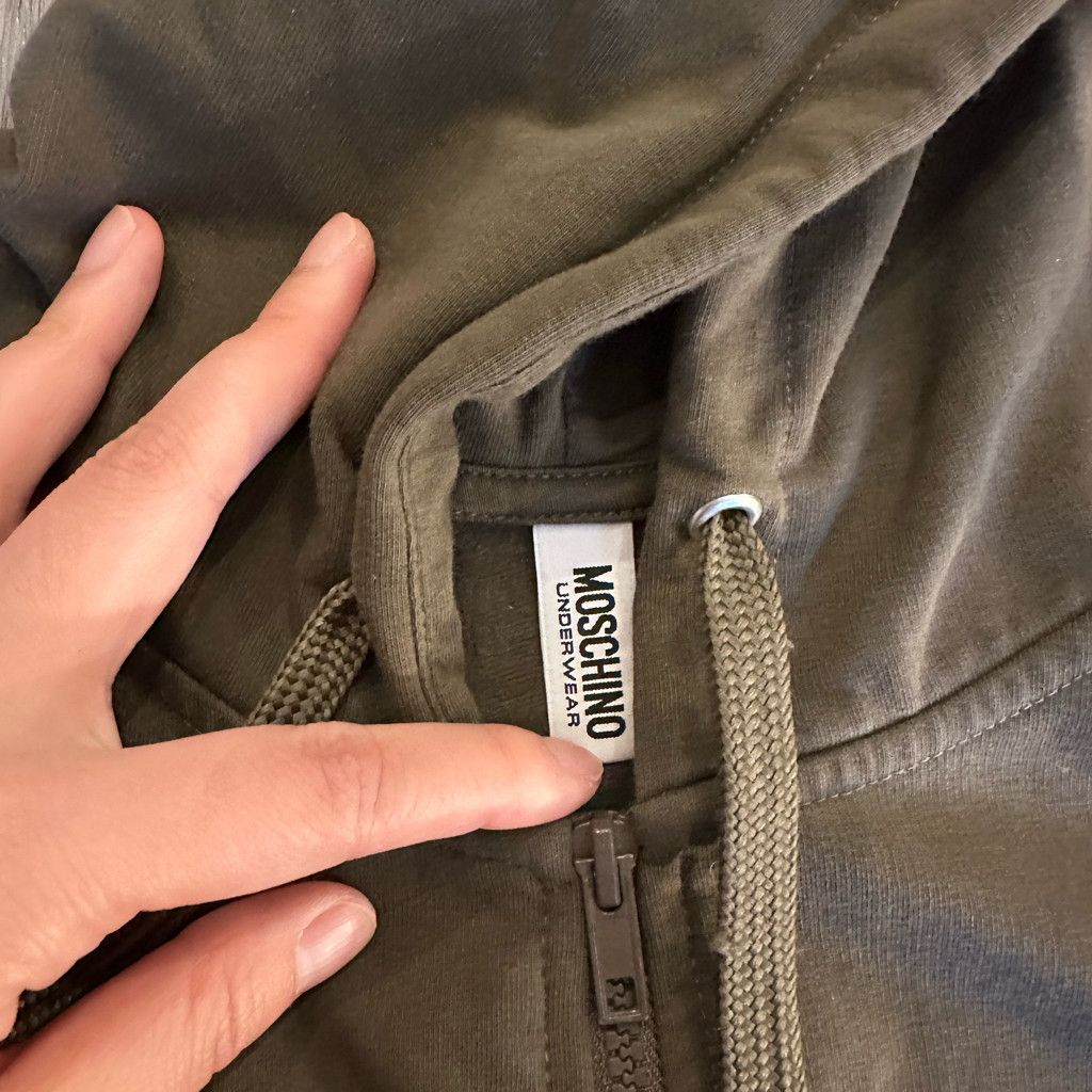 Moschino MOSCHINO Men Khaki Tape Logo Pocket Zip Up Hoody Size US S / EU 44-46 / 1 - 8 Thumbnail