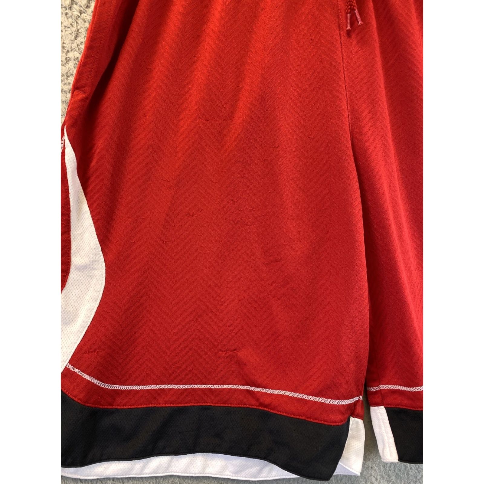 Adidas adidas Athletic Shorts L Red Polyester Pockets Mens Basketball Size US 33 - 5 Thumbnail
