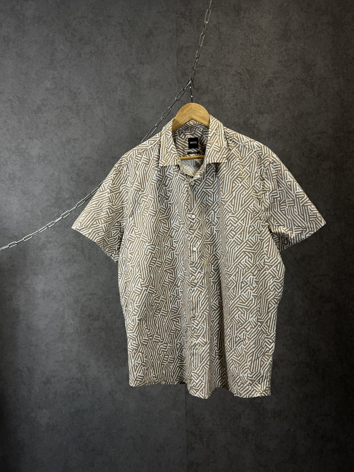 Hugo Boss Hugo Boss designer monogram shirt Size US XXL / EU 58 / 5 - 1 Thumbnail
