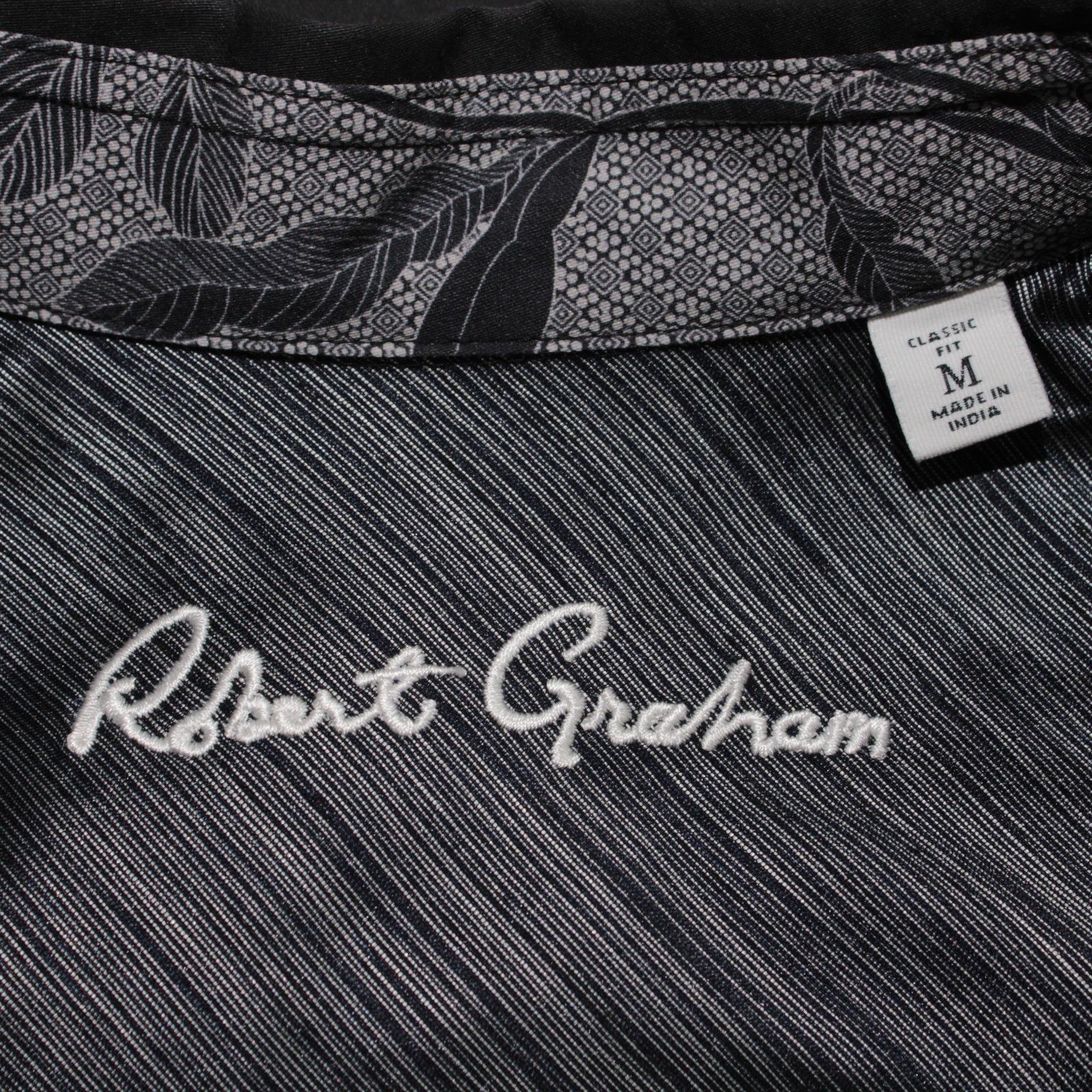 Robert Graham Robert Graham New with tags Shirt Size M US In Black Size US M / EU 48-50 / 2 - 4 Thumbnail