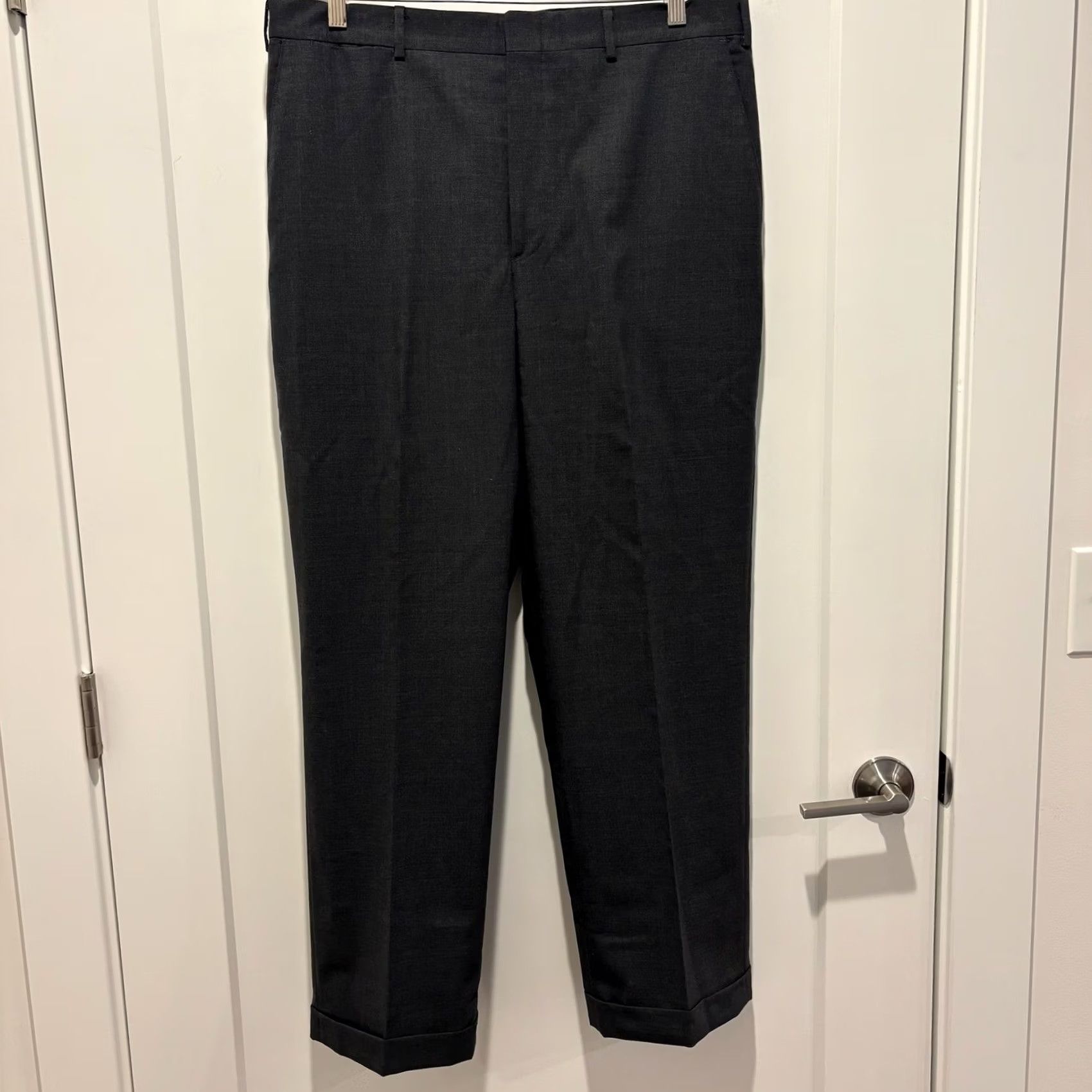 Brooks Brothers Brooks Brothers Dress Pants Wool Charcoal Gray 35x29 Cuffed Flat Front Men's Classic Dress Pants Size US 35 - 2 Thumbnail