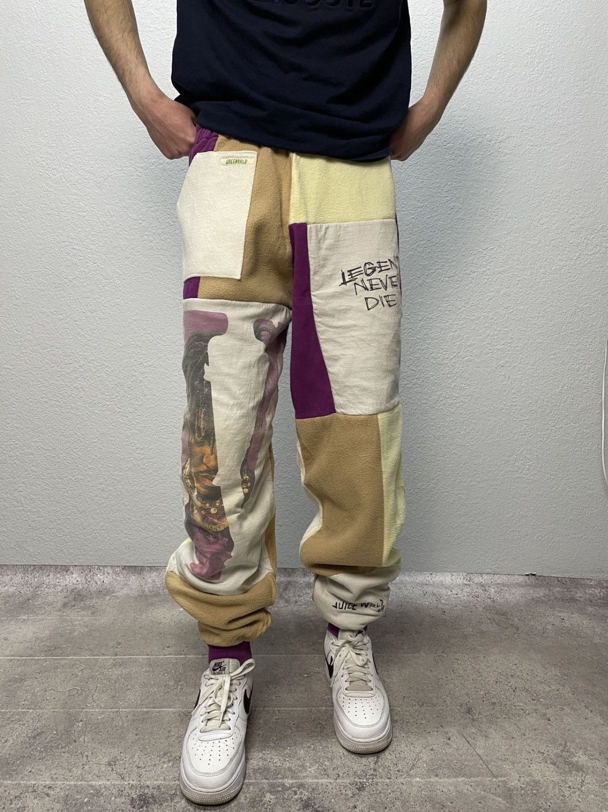 Vintage Vintage y2k Jucie Wrld x Vlone Hand Made Baggy Joggers Pants Size US 33 - 9 Thumbnail