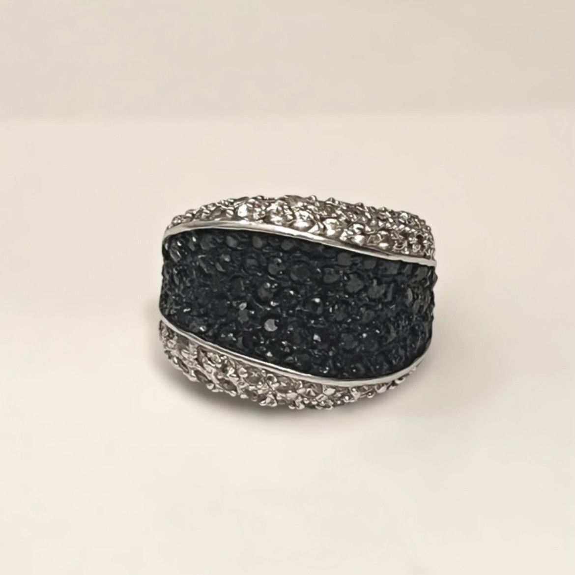 Vintage Vintage Black & White Sterling Silver Deco Ring Size ONE SIZE - 1 Thumbnail