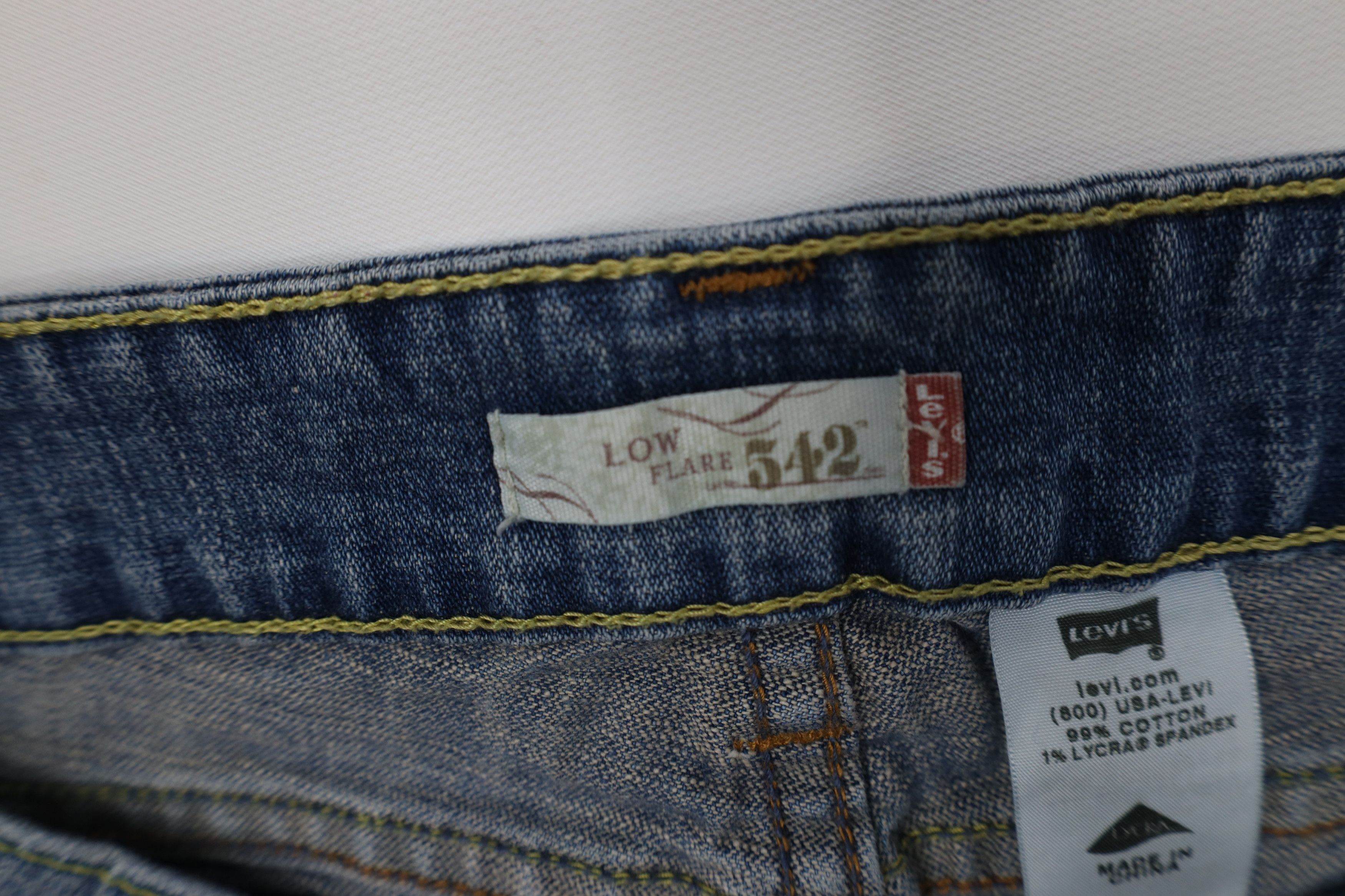 Levi's Vintage Y2K Levis 542 Low Rise Flared Denim Jeans Blue Size 42" / US 20 - 7 Thumbnail