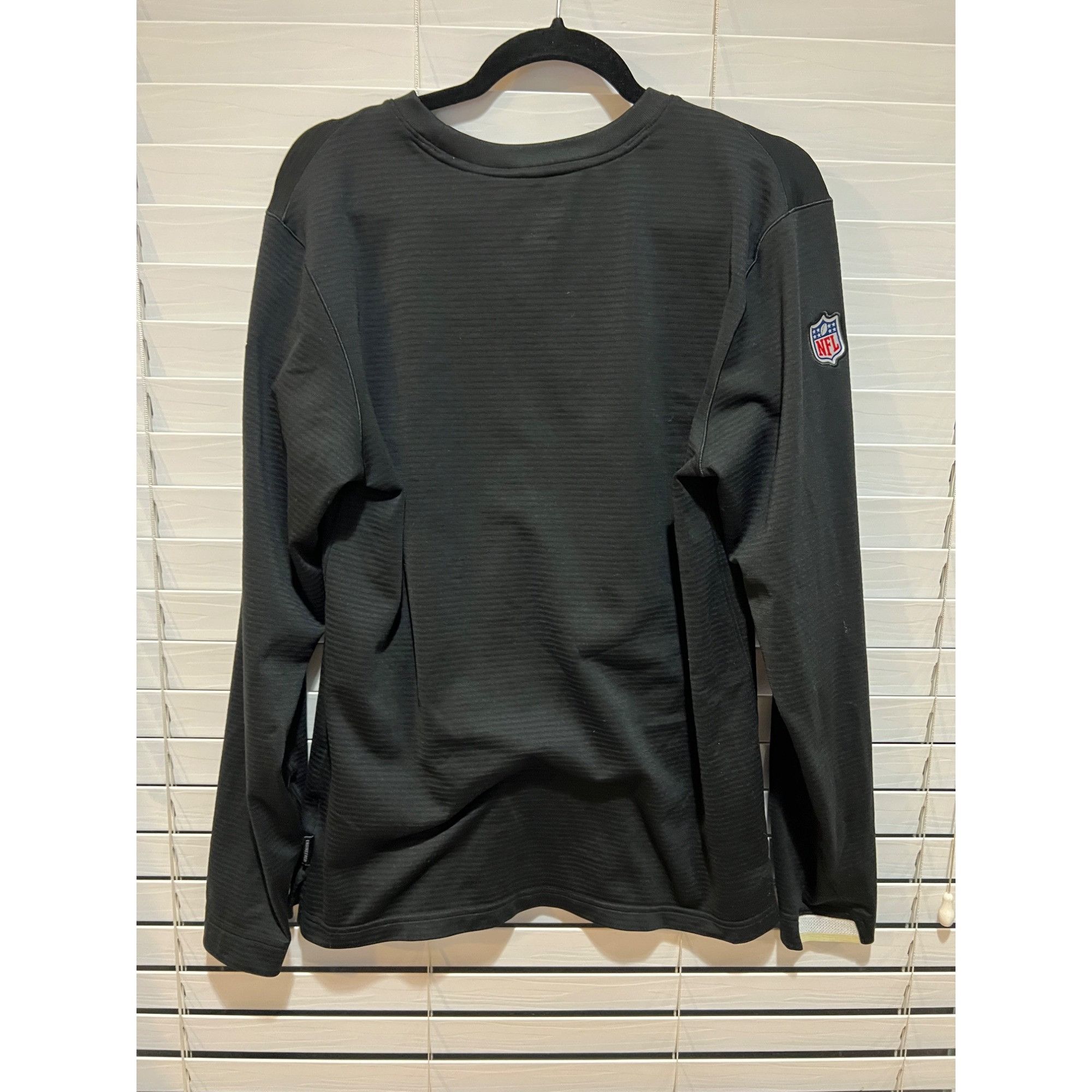 Nike Nike New Orleans Saints Thermal Long Sleeve Shirt - Size S Size US S / EU 44-46 / 1 - 4 Thumbnail