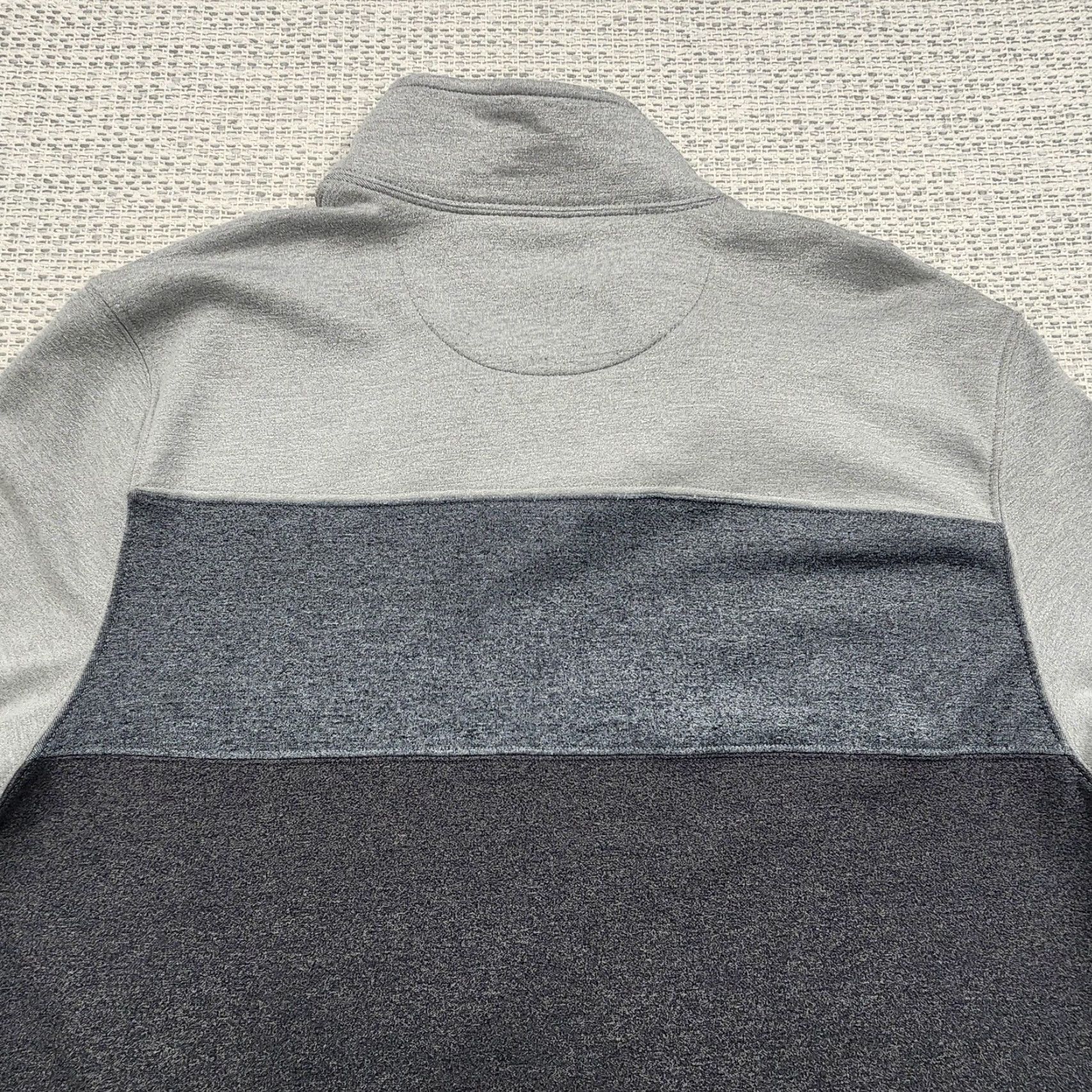 Izod IZOD Sweater Mens Large Gray Advantage Performance Stretch Quarter Zip Pullover Size US L / EU 52-54 / 3 - 7 Thumbnail