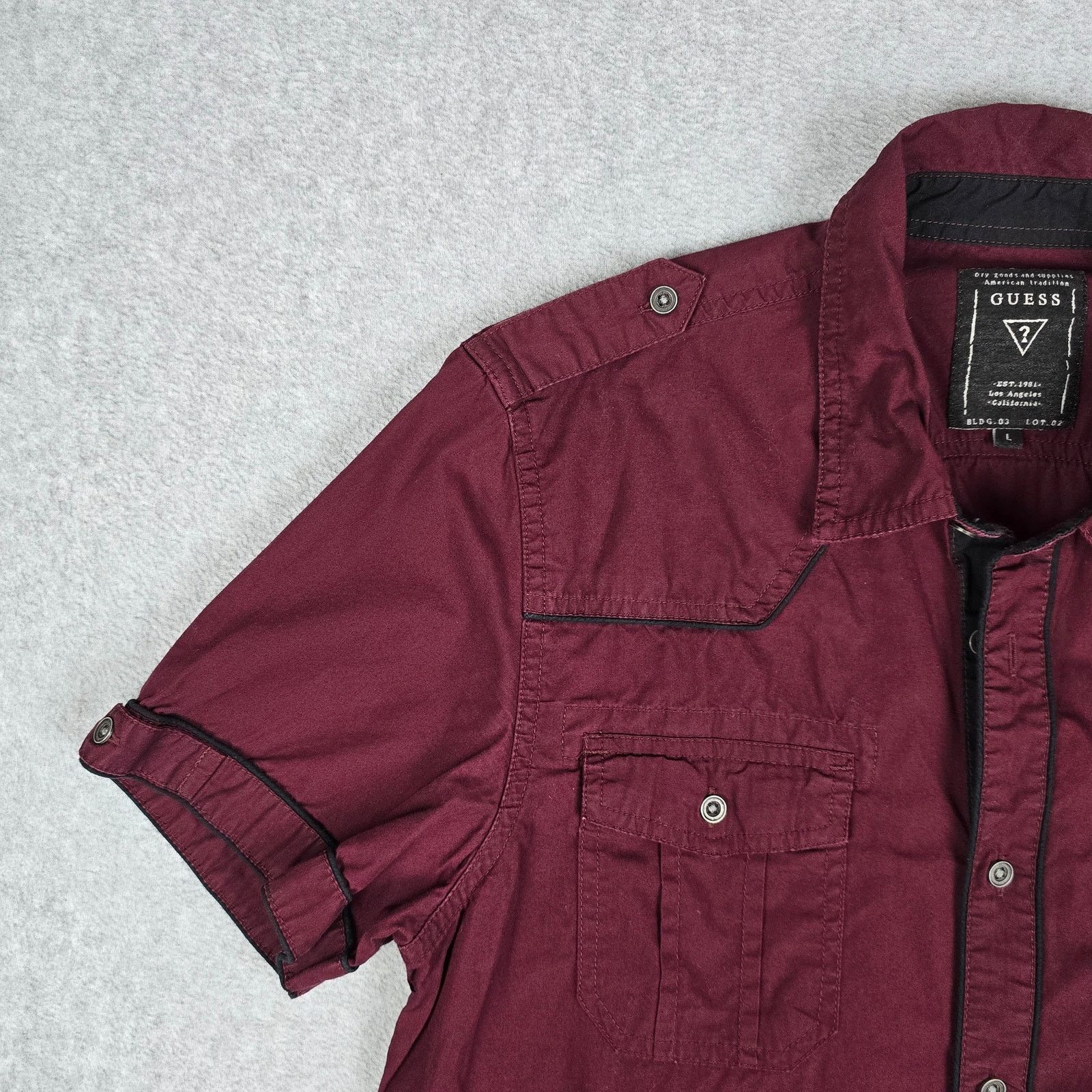 Guess Guess Large Maroon Shirt Black Stitched Logo Sleeve Patch Size US L / EU 52-54 / 3 - 5 Thumbnail