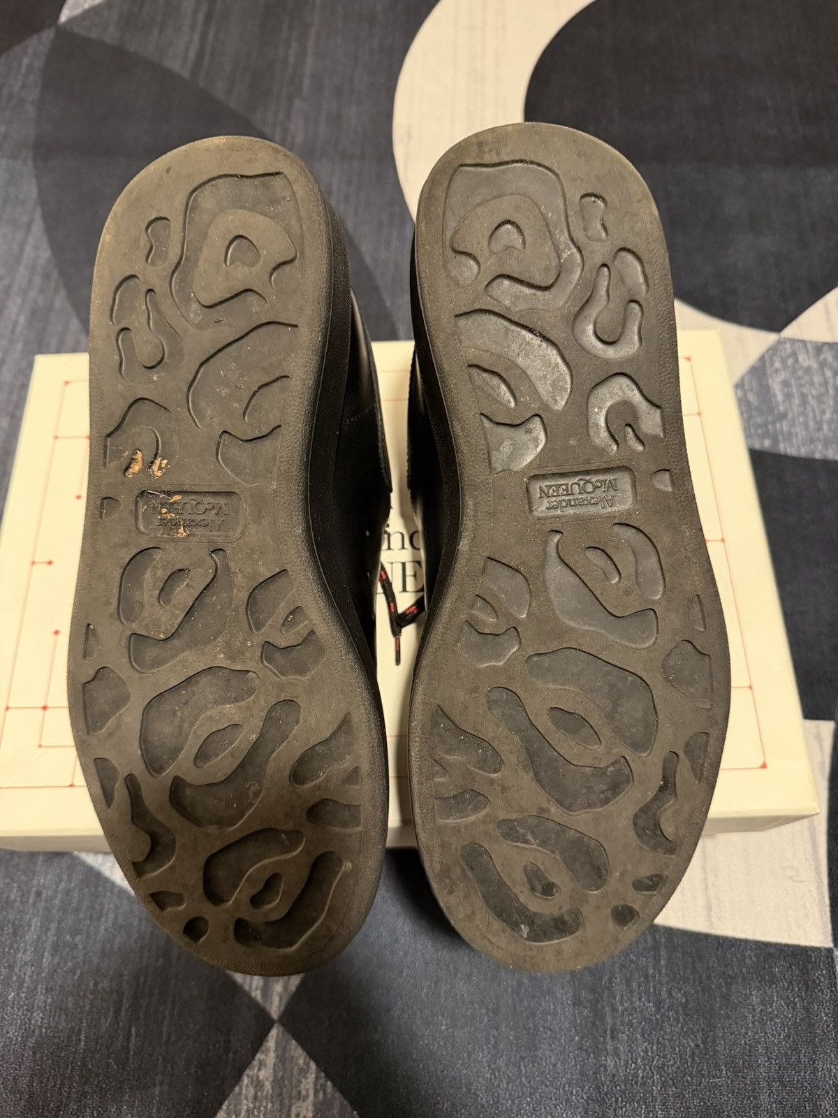 Alexander McQueen Alexander McQueen men’s size 8 Size US 8 / EU 41 - 3 Thumbnail