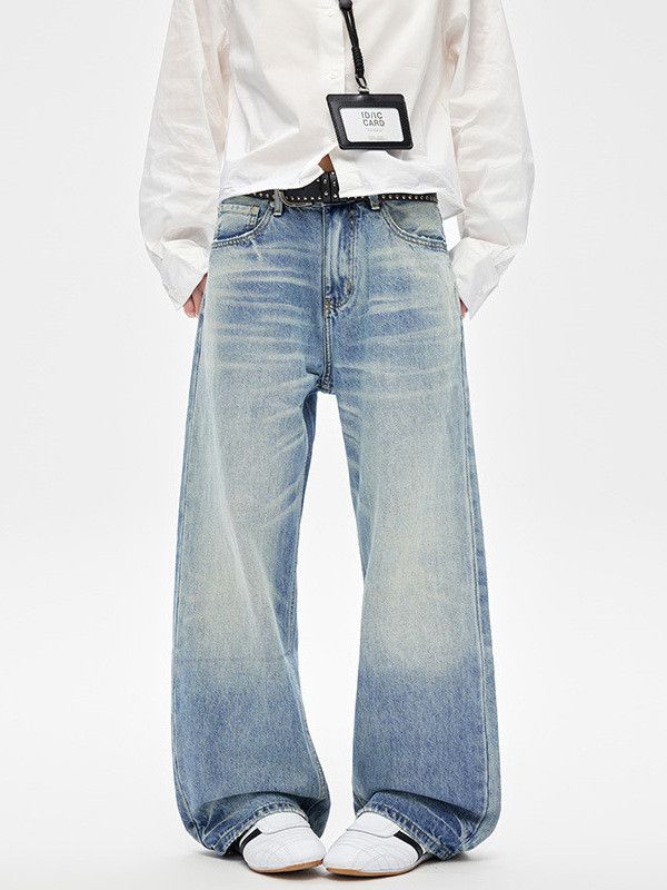 Vintage Men's American Retro Loose Straight Jeans with Whiskering Size US 32 / EU 48 - 1 Thumbnail