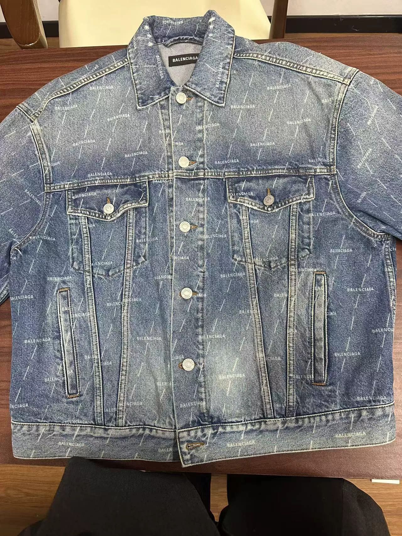 Balenciaga Balenciaga Logo Print Denim Jacket 50 Size US M / EU 48-50 / 2 - 1 Thumbnail