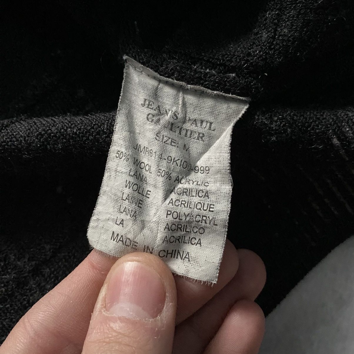 Jean Paul Gaultier 00s Jean Paul Gaultier Painted Faded Long Sleeve Sweater Size US S / EU 44-46 / 1 - 14 Thumbnail