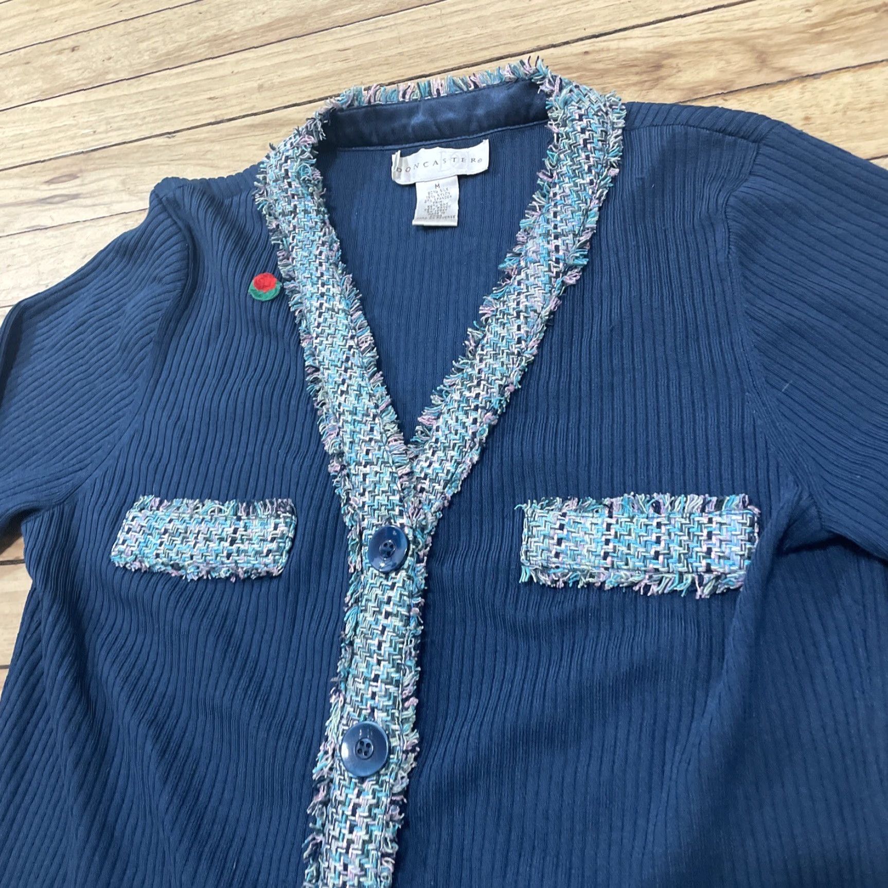 Vintage DON CASTER Sweater Womens M Cardigan Knit Long Sleeve V-Neck Blue 80% Silk Nylon Spandex Lightweight Breathable Stretch Womens Size M / US 6-8 / IT 42-44 - 7 Thumbnail