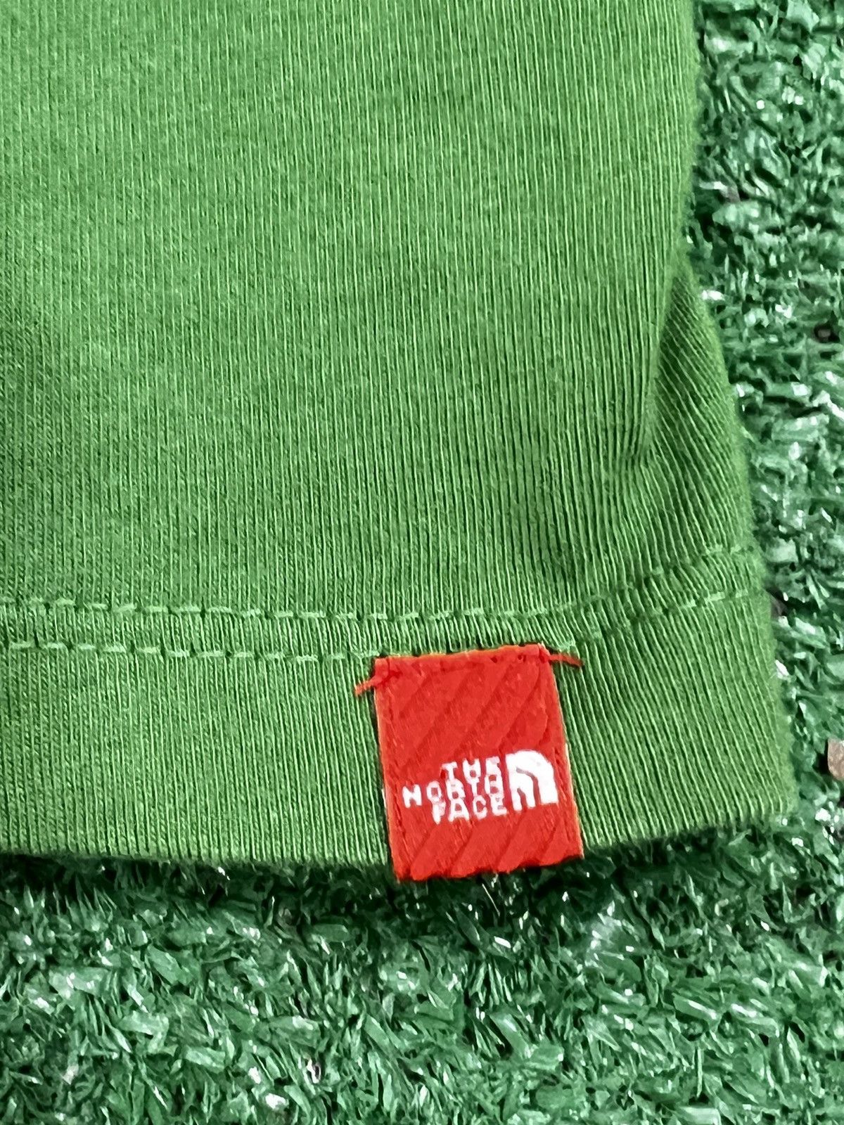 The North Face The North Face Tonal Polo Shirt Size US L / EU 52-54 / 3 - 3 Thumbnail
