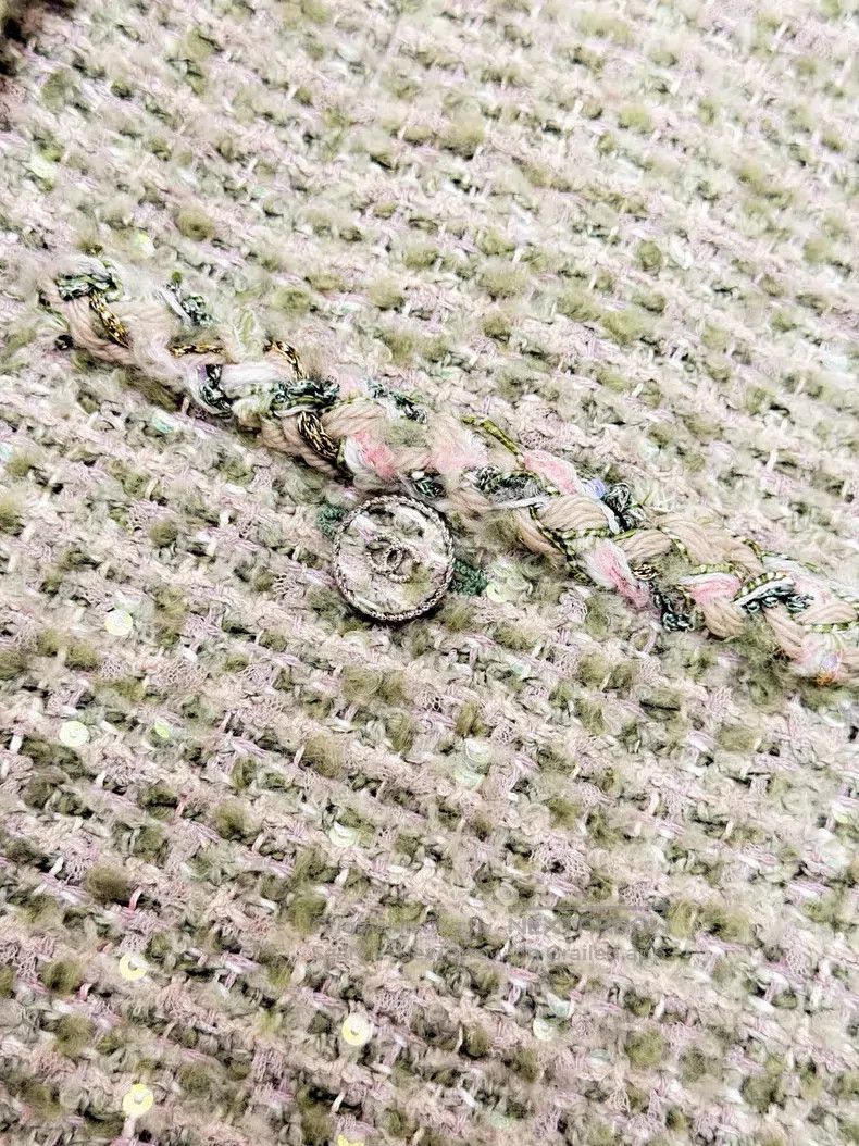 Chanel Chanel Three-dimensional soft fog circle Mahai fur tweed f Size S / US 4 / IT 40 - 4 Thumbnail