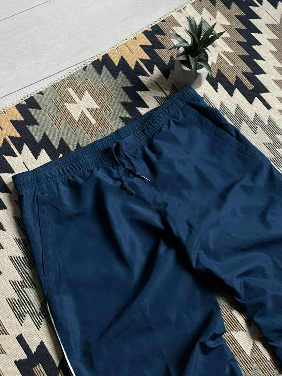 Reebok × Vintage Vintage Reebok Nylon Logo Pants Size US 32 / EU 48 - 6 Thumbnail