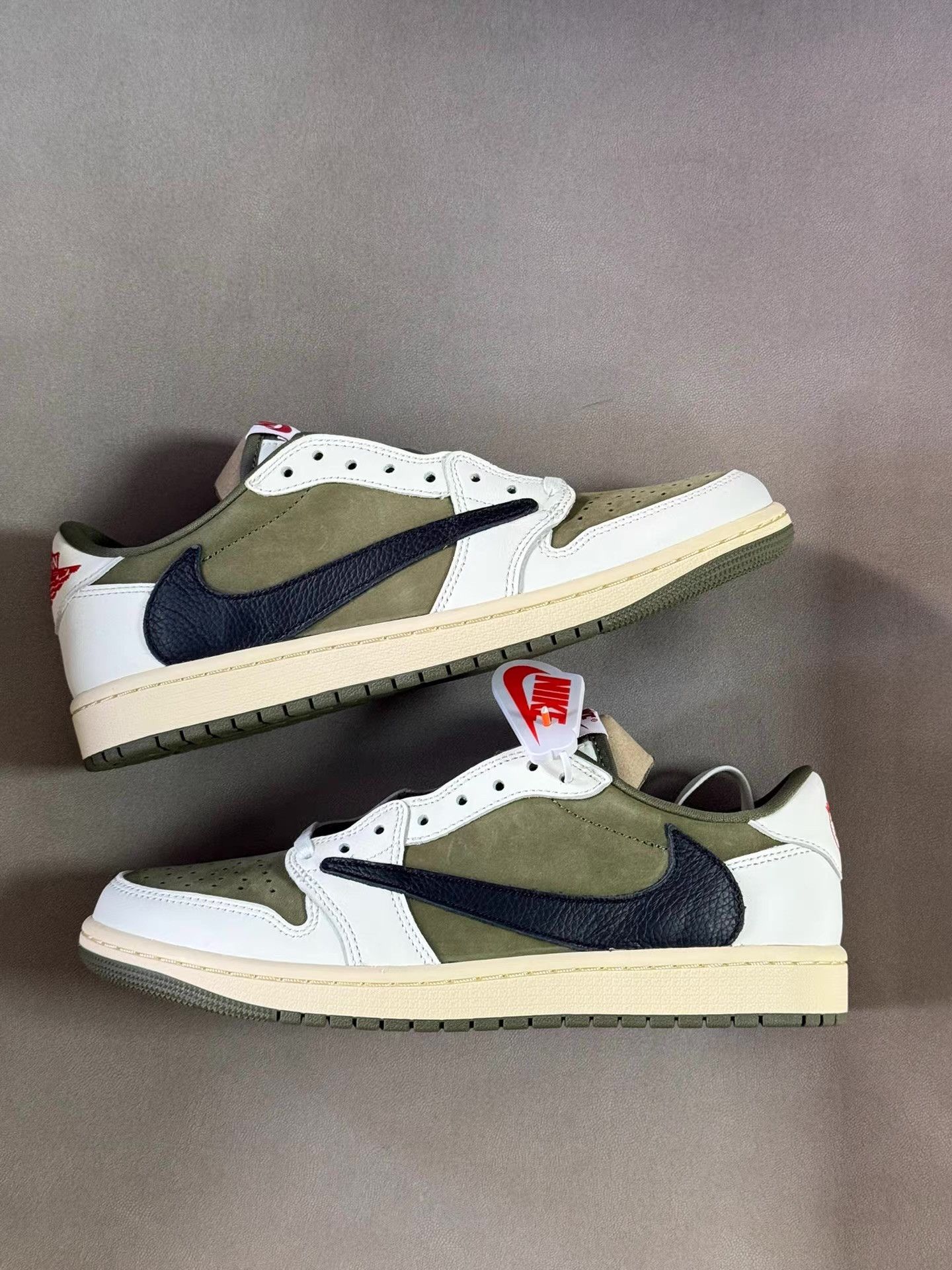 Nike Travis Scott Air Jordan 1 Reverse Hook 8.0 Ｑ20 Size US 8 / EU 41 - 3 Thumbnail