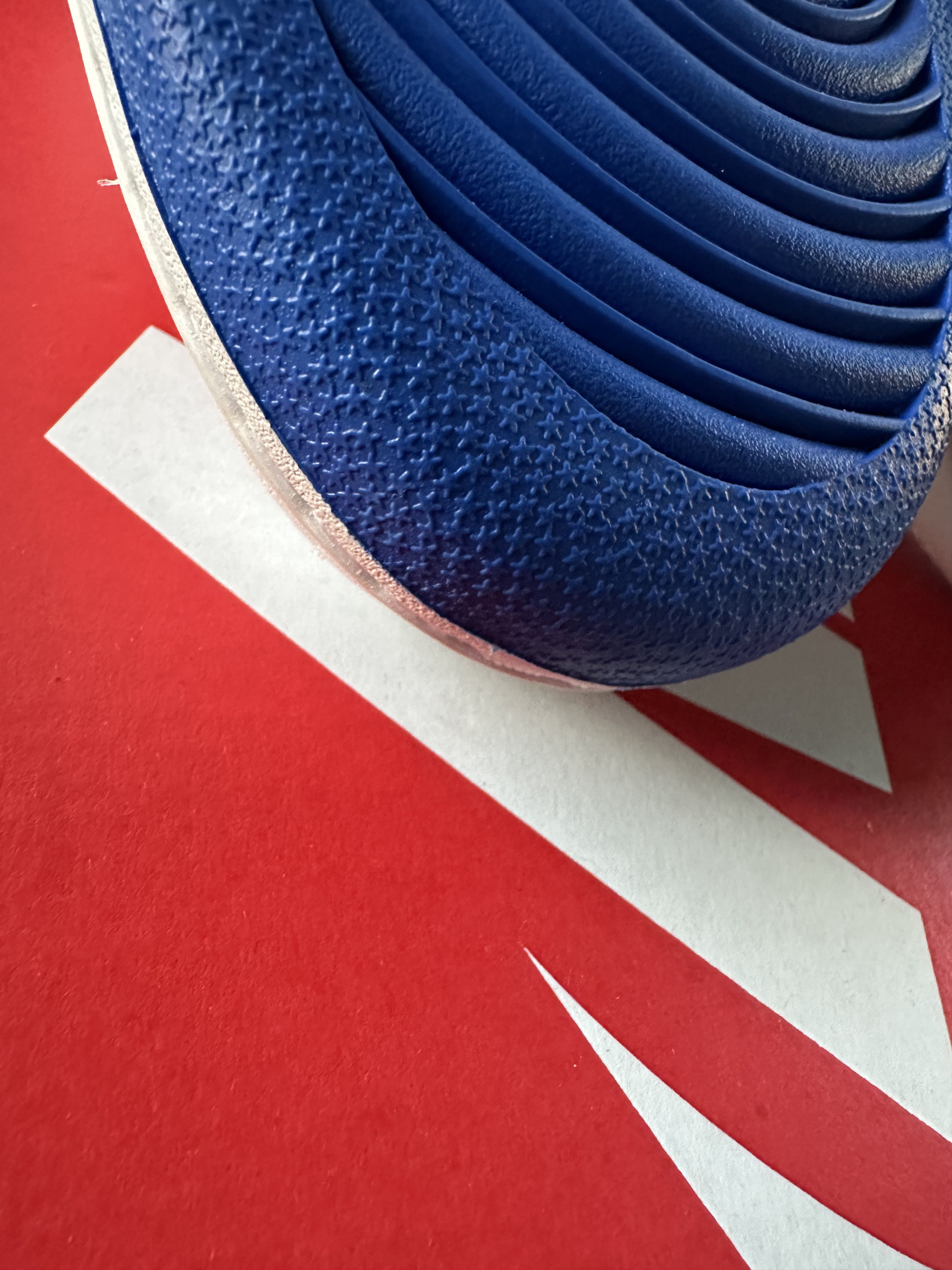 Nike NIKE DUNK LOW RETRO "HYPER ROYAL" Size US 9.5 / EU 42-43 - 11 Thumbnail