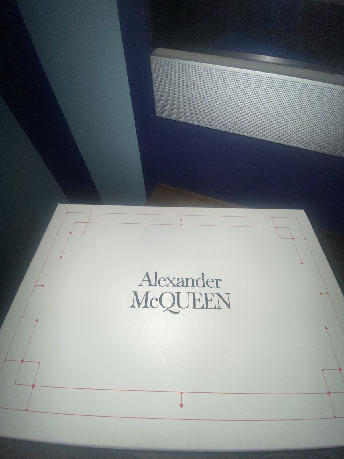 Alexander McQueen Alexander McQueen Oversized Sneaker Size US 8 / EU 41 - 9 Thumbnail
