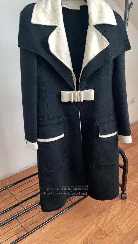 Valentino Valentino Black and white coat coat Size L / US 10 / IT 46 - 4 Thumbnail
