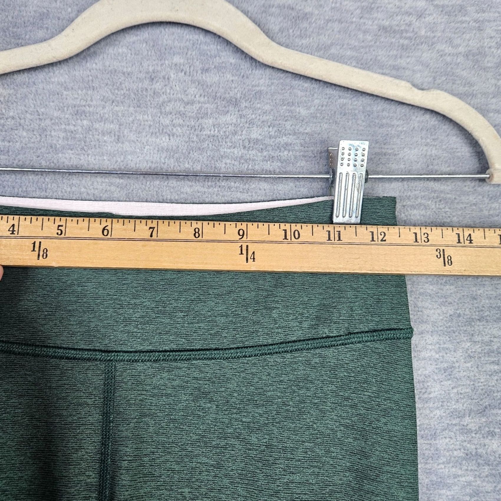 Outdoor Voices Outdoor Voices Leggings Women's S Green White Colorblock 7/8 Activewear Pants Regular Slim Waist Adjustable Multicolor Sports Women Size 28" / US 6 / IT 42 - 3 Thumbnail