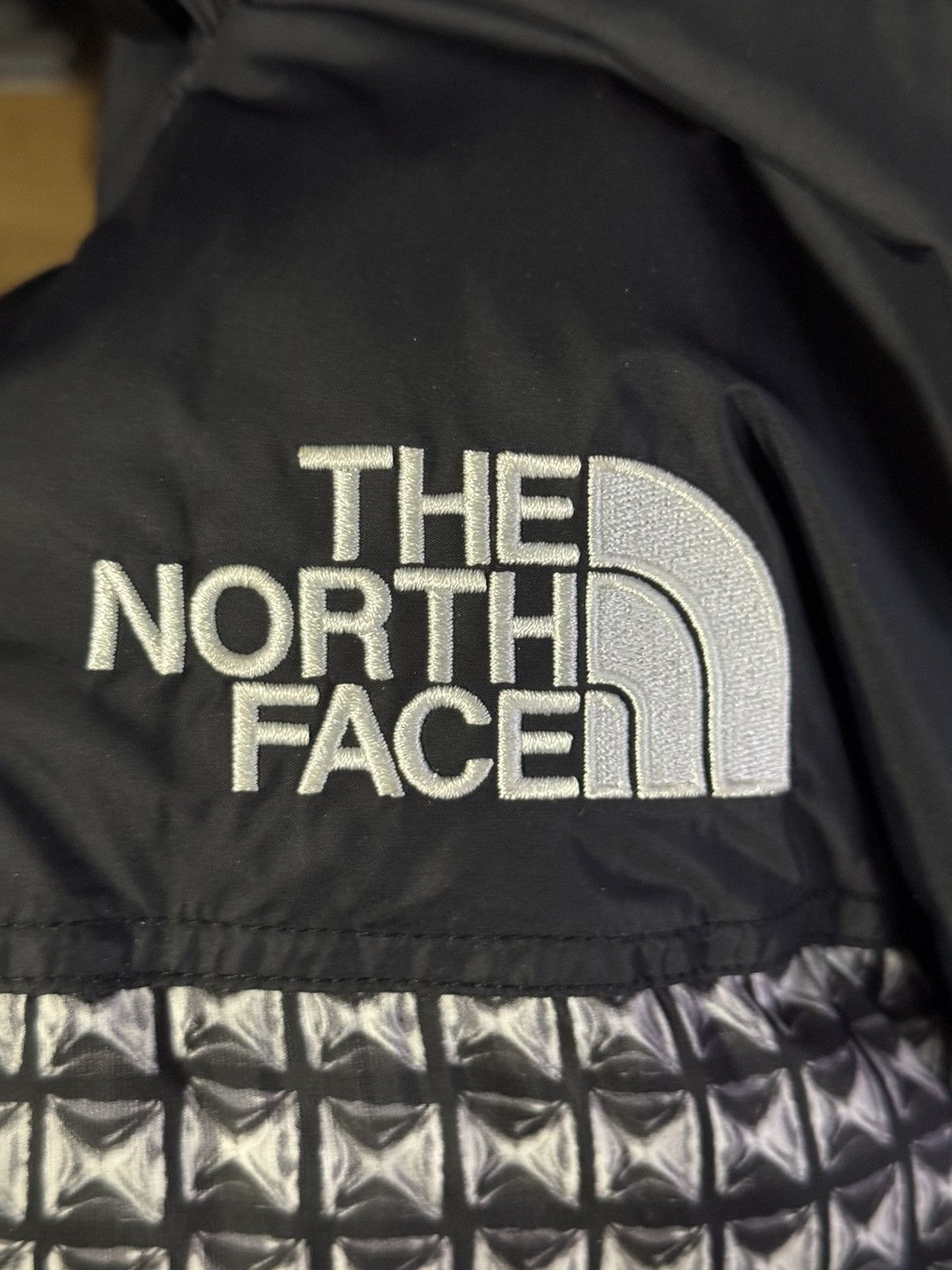 Supreme Supreme North Face Studded Nuptse Size US XL / EU 56 / 4 - 4 Thumbnail