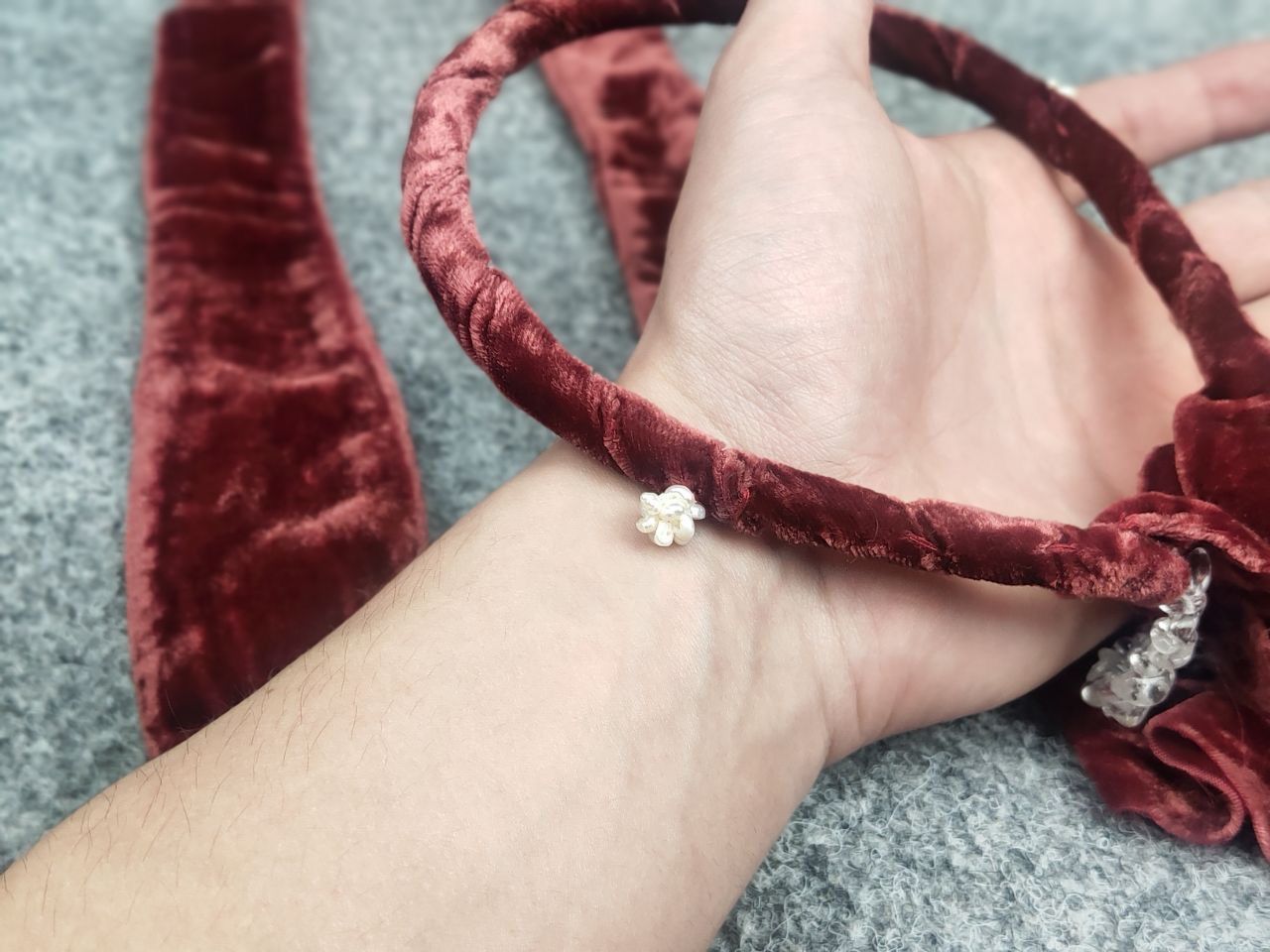Japanese Brand Peng Tai Silk Hair band tie velvet Accessories Collection Size ONE SIZE - 15 Thumbnail