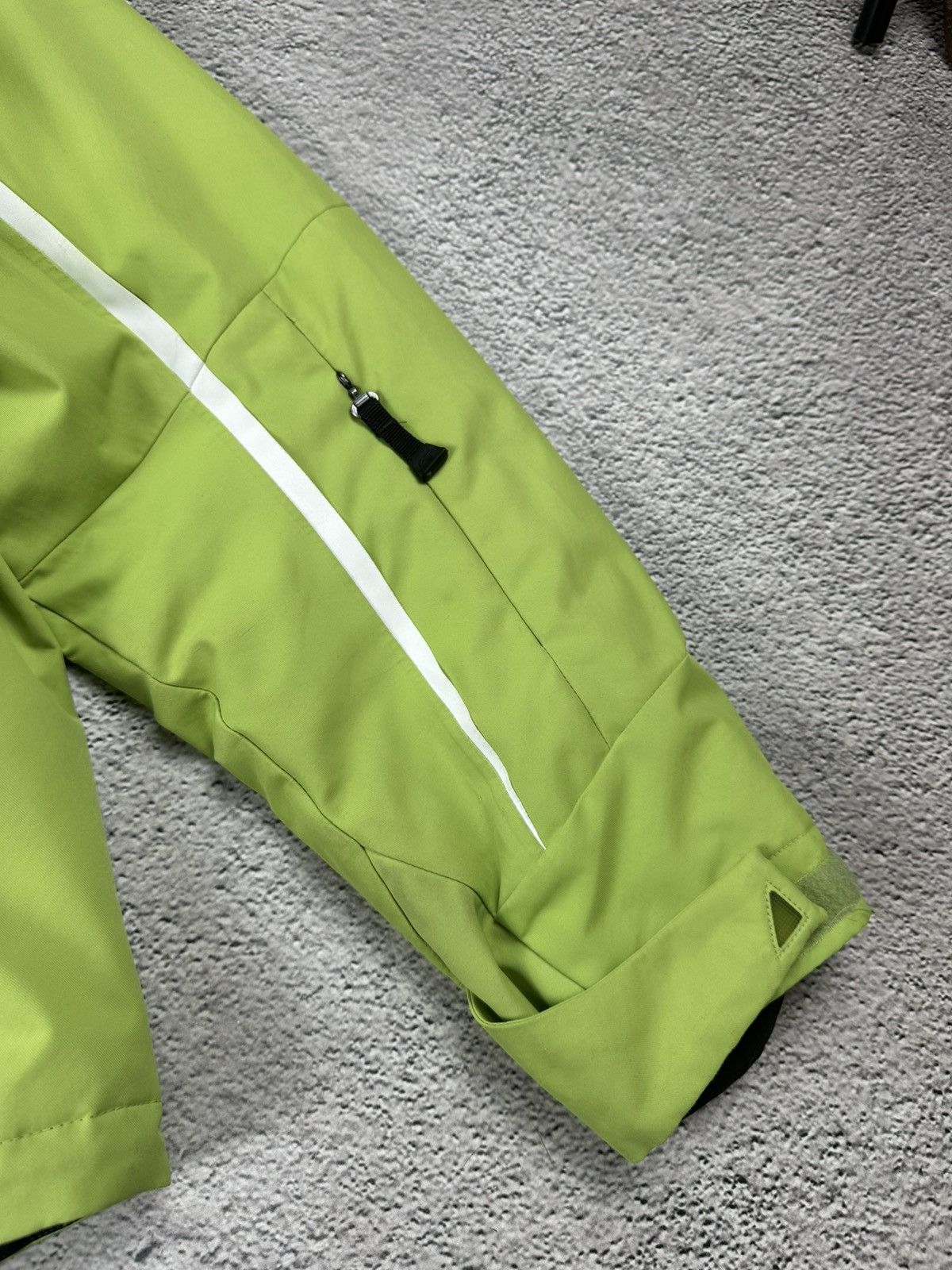 KJUS Kjus Ski Jacket Storm Hood Rain Coat Outdoor Gorpcore Style Size US L / EU 52-54 / 3 - 9 Thumbnail