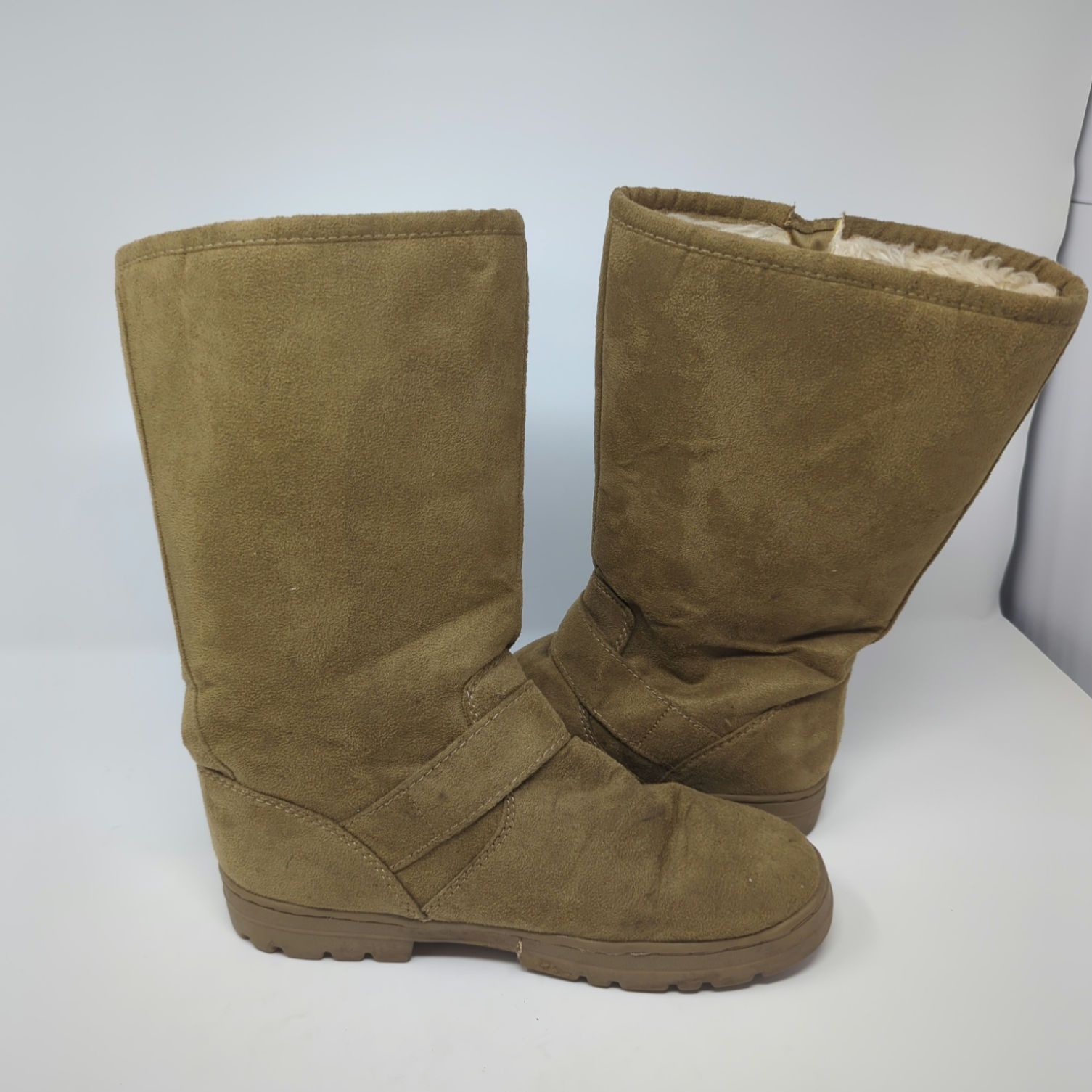Other SO Womens Boot Tan Suede Fabric Faux Fur Lined Pull On 8 Size US 8 / IT 38 - 6 Thumbnail