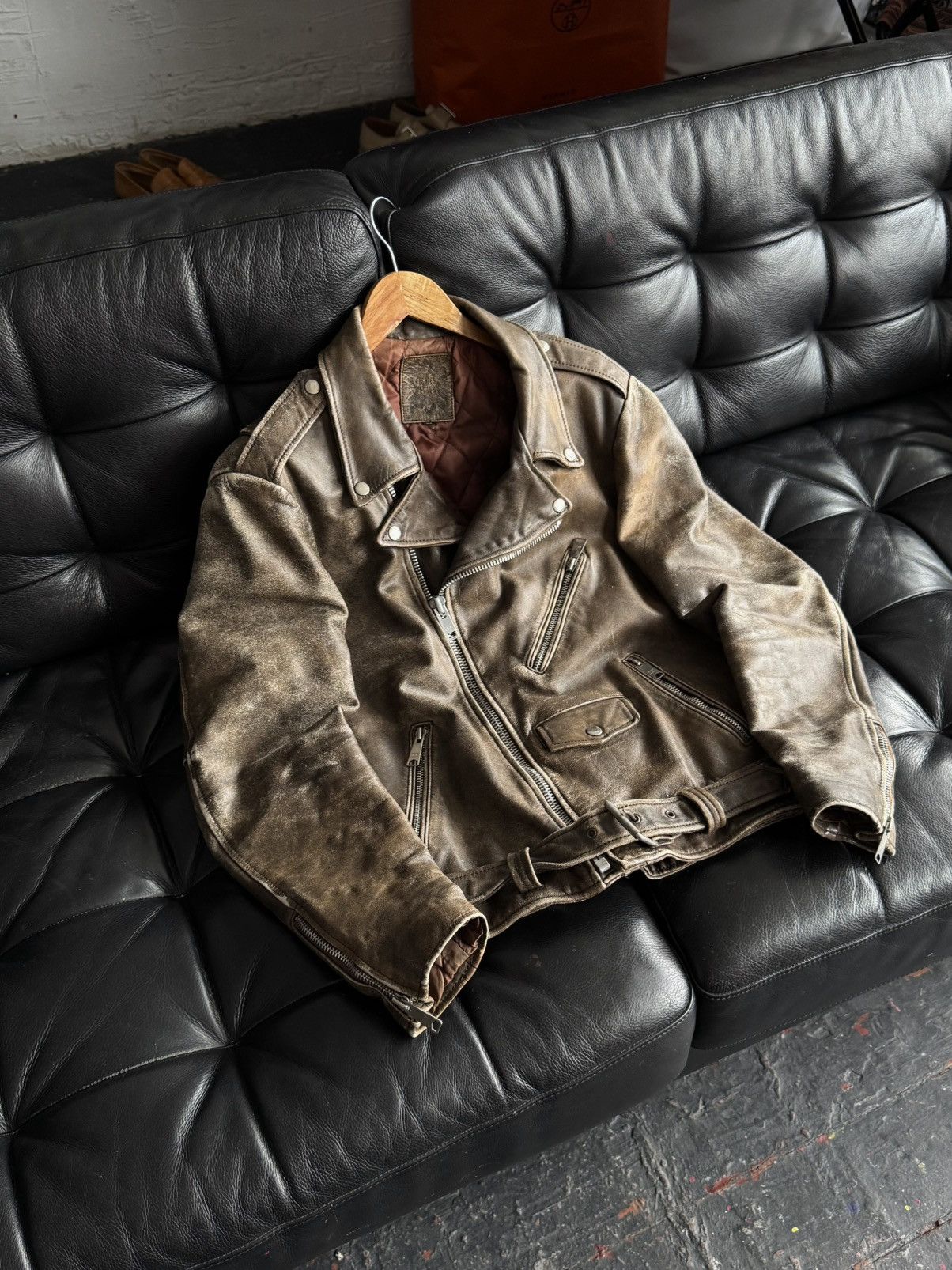 Genuine Leather Vintage German Cowhide Leather Motorcycle Jacket Distressed Size US L / EU 52-54 / 3 - 23 Thumbnail