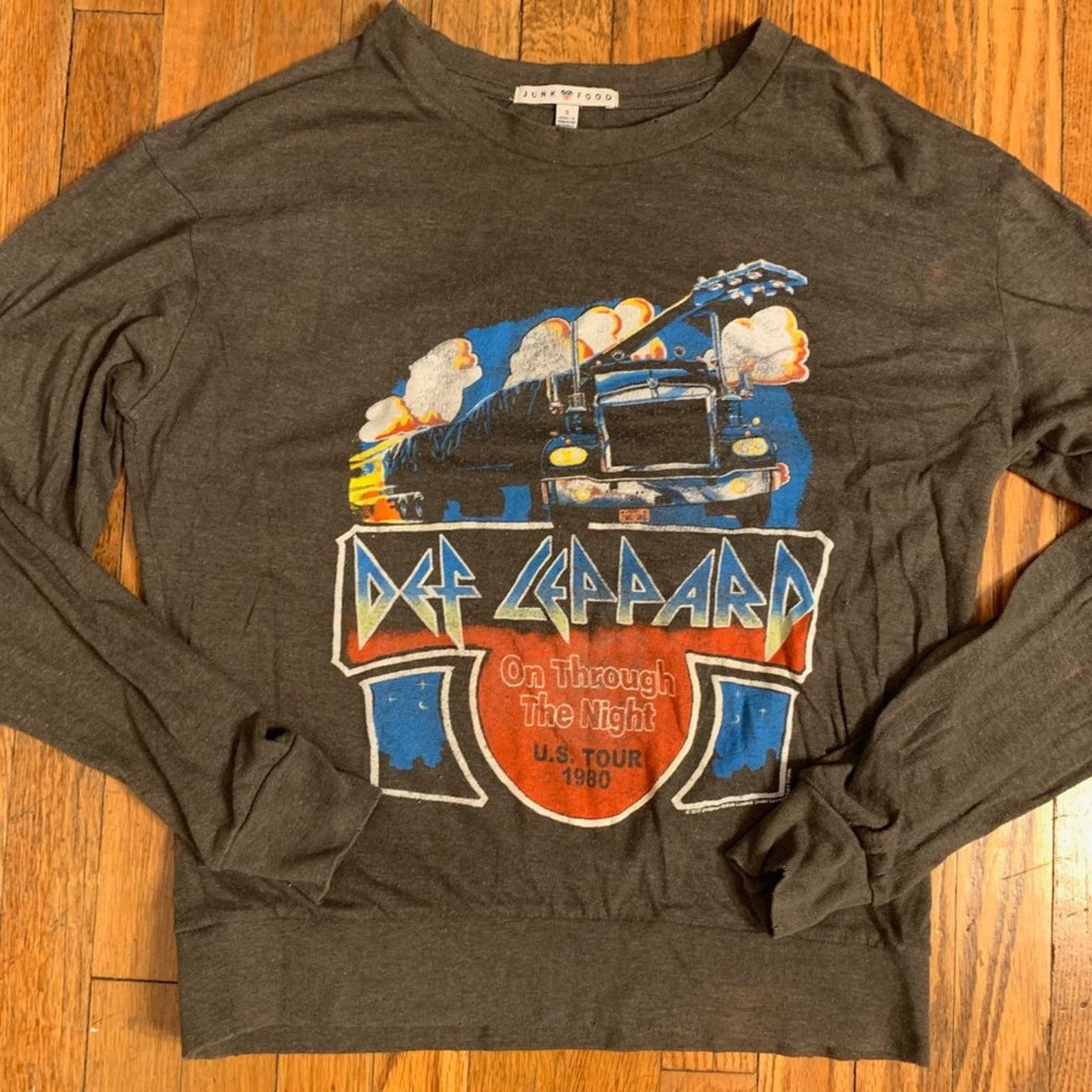 Junk Food DEF LEPPARD "ON THROUGH THE NIGHT" U.S. TOUR 1980 SWEATSHIRT Size S / US 4 / IT 40 - 2 Thumbnail
