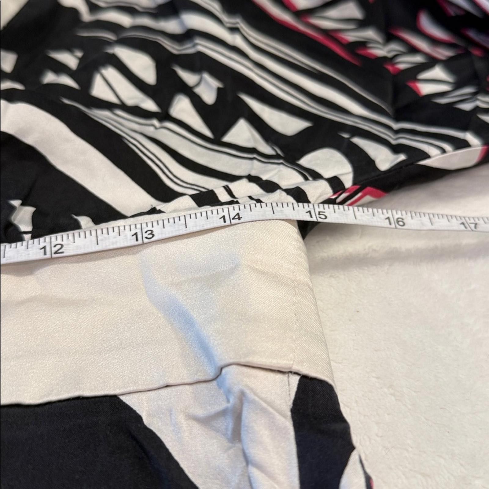 Other Trina Turk satin mini dress geometric pattern SZ 4 Size S / US 4 / IT 40 - 5 Thumbnail