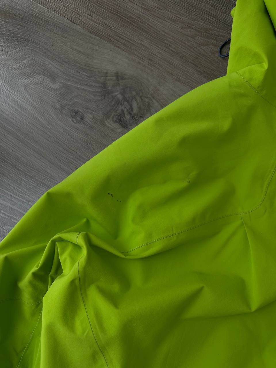 Peak Performance × Vintage Vintage Peak Performance Green Outdoor Style Heli Alp Jacket Size US L / EU 52-54 / 3 - 24 Thumbnail